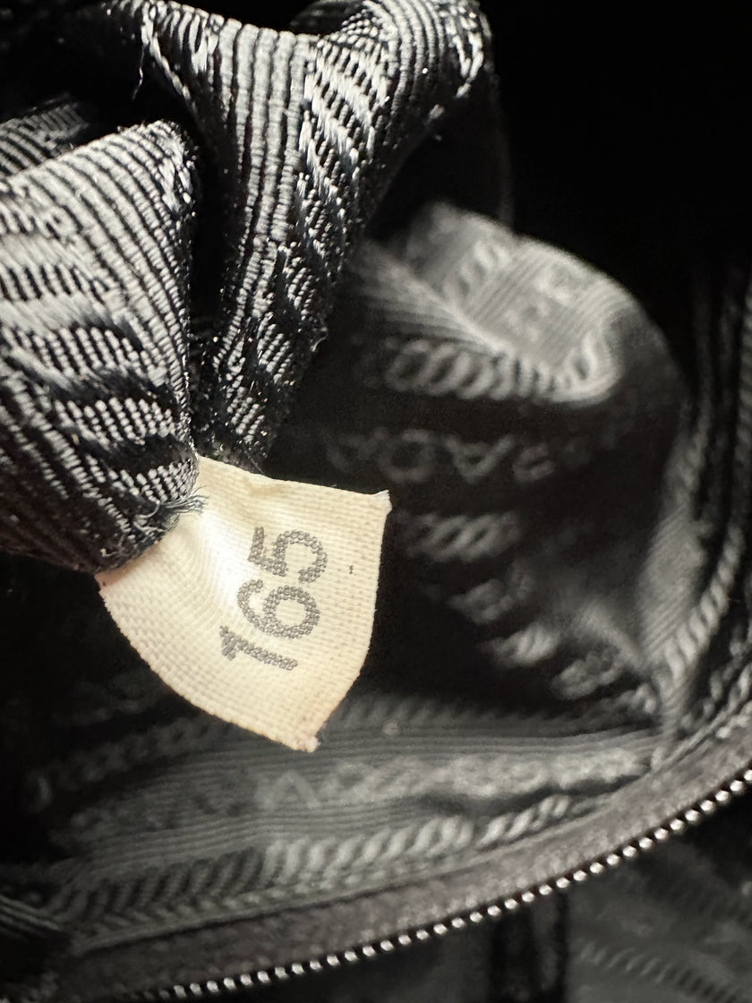 PRADA - 2000s NYLON MESSENGER BAG