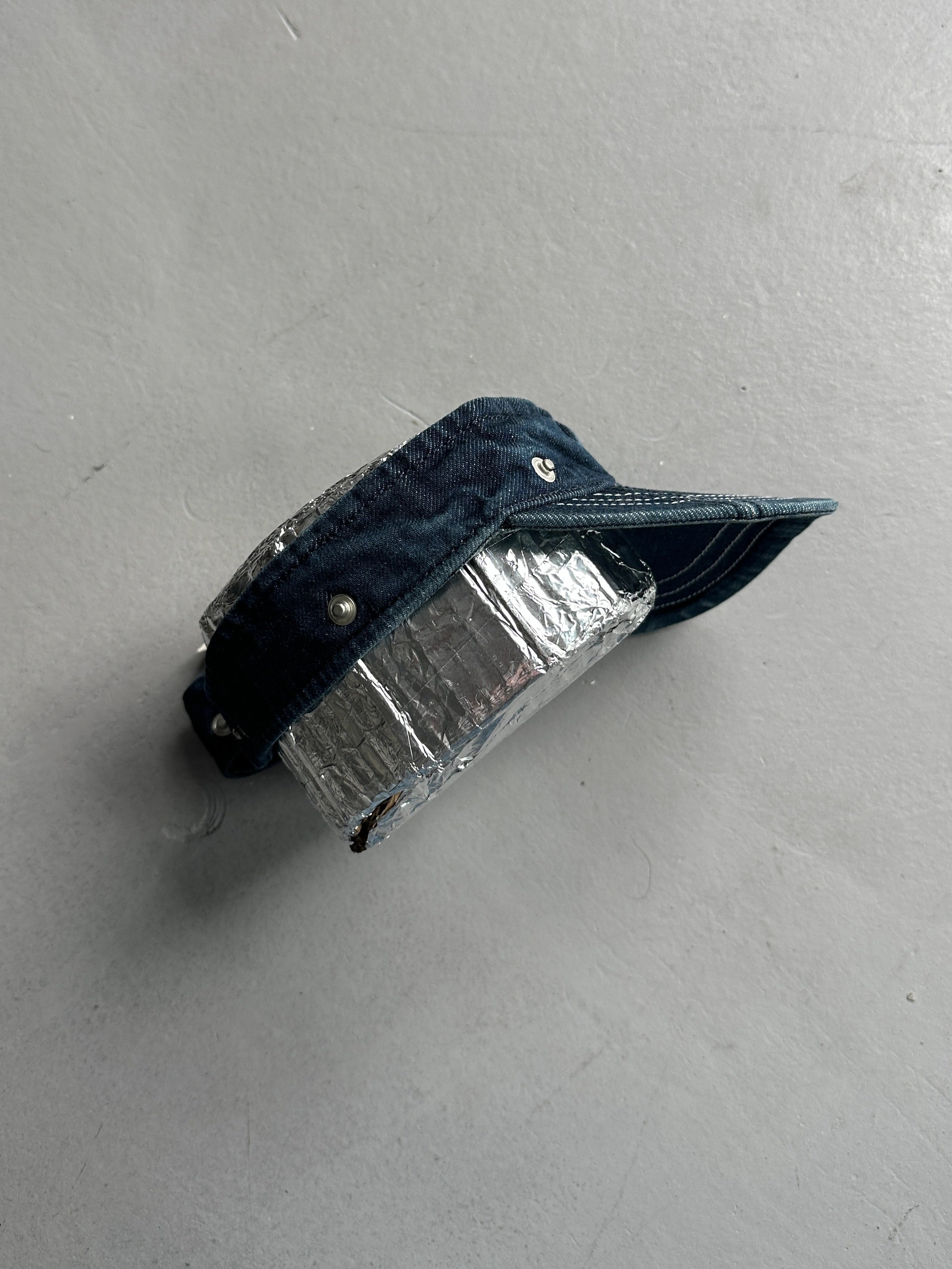 ARMANI JEANS- 1990s 2 IN 1 VISOR DENIM HAT