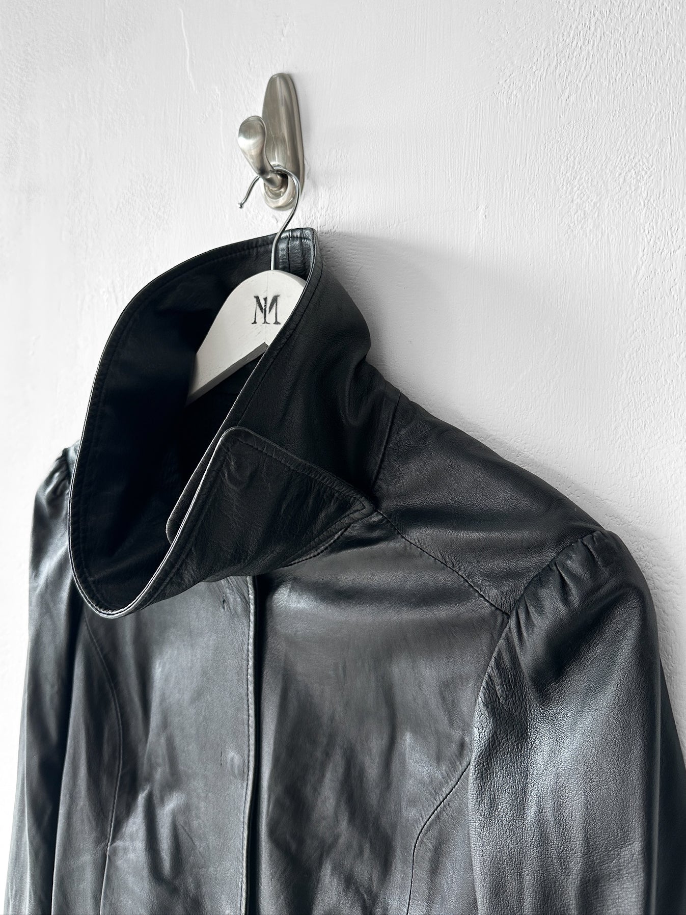 GIANFRANCO FERRÉ - early 2000s SOFT LEATHER CROP FIT JACKET WITH FUNNEL NECK