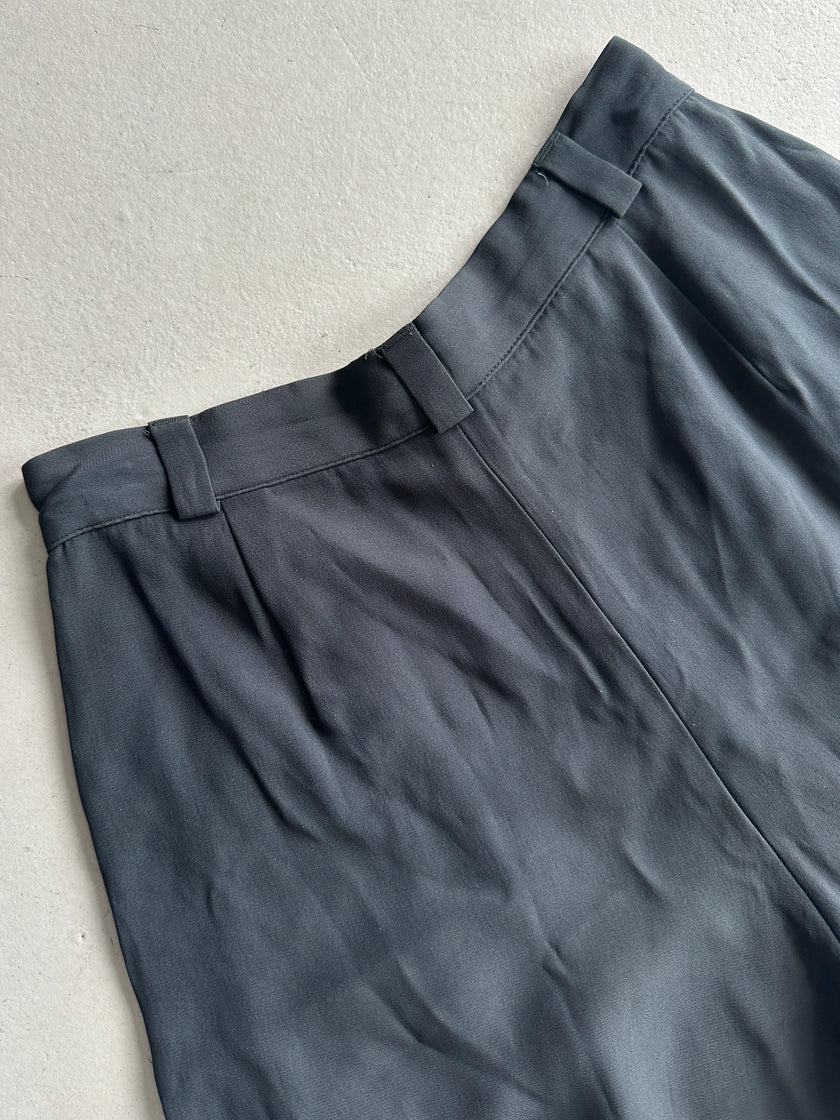 MANI BY GIORGIO ARMANI - 1980s FRONT PLEATS HIGH WAIST SHORTS