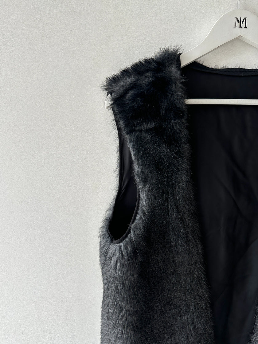 JEAN PAUL GAULTIER OBJET - 1990s PERFORATED LEATHER JACKET WITH ZIP OFF FUR LINING