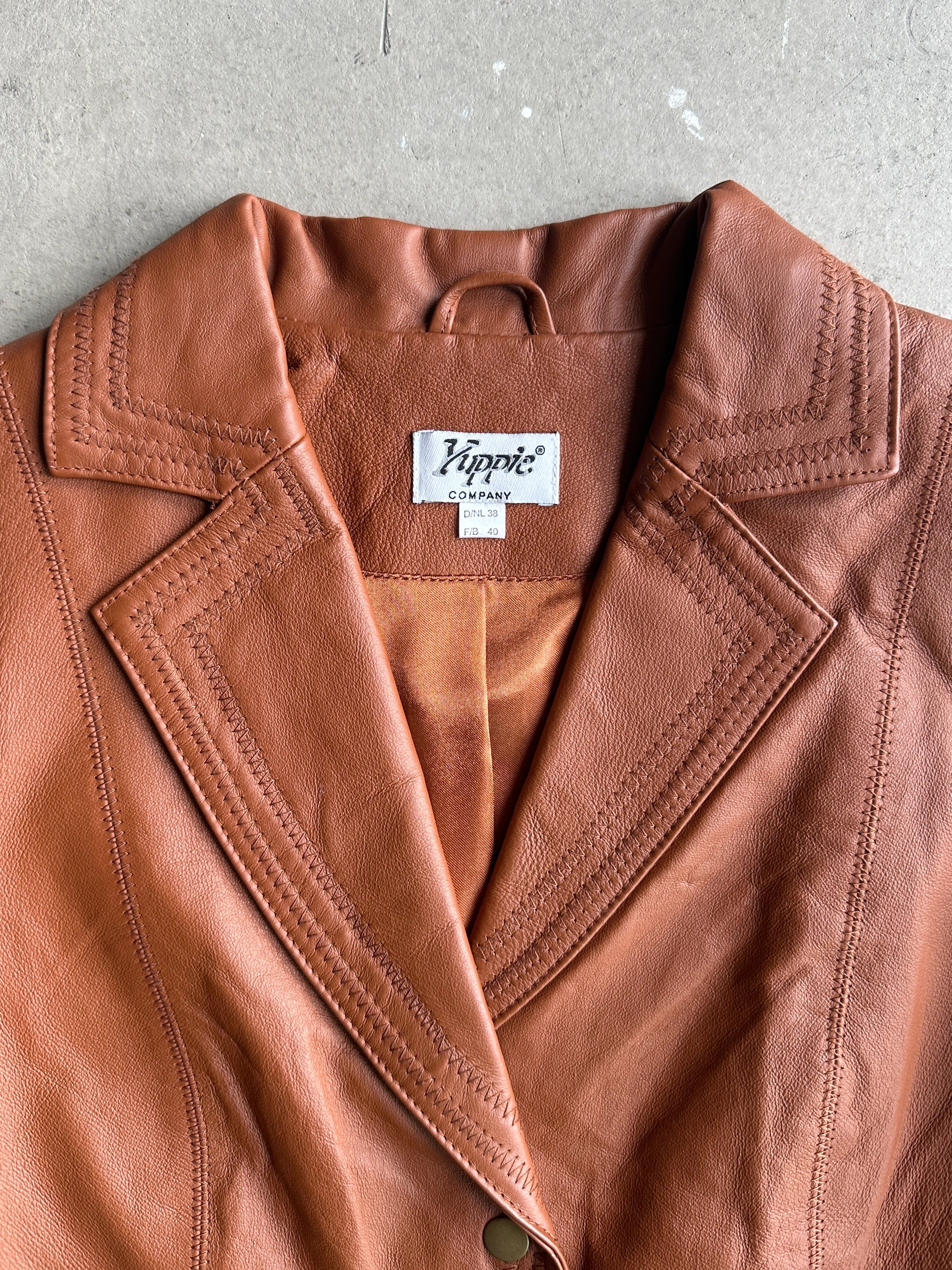 1990s LEATHER BLAZER WITH POCKETS AT WAIST