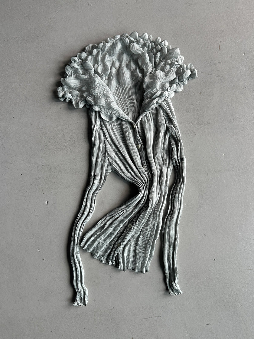 ISSEY MIYAKE - F/W 2000 BUBBLE PLEATED BUTTONED BLOUSE