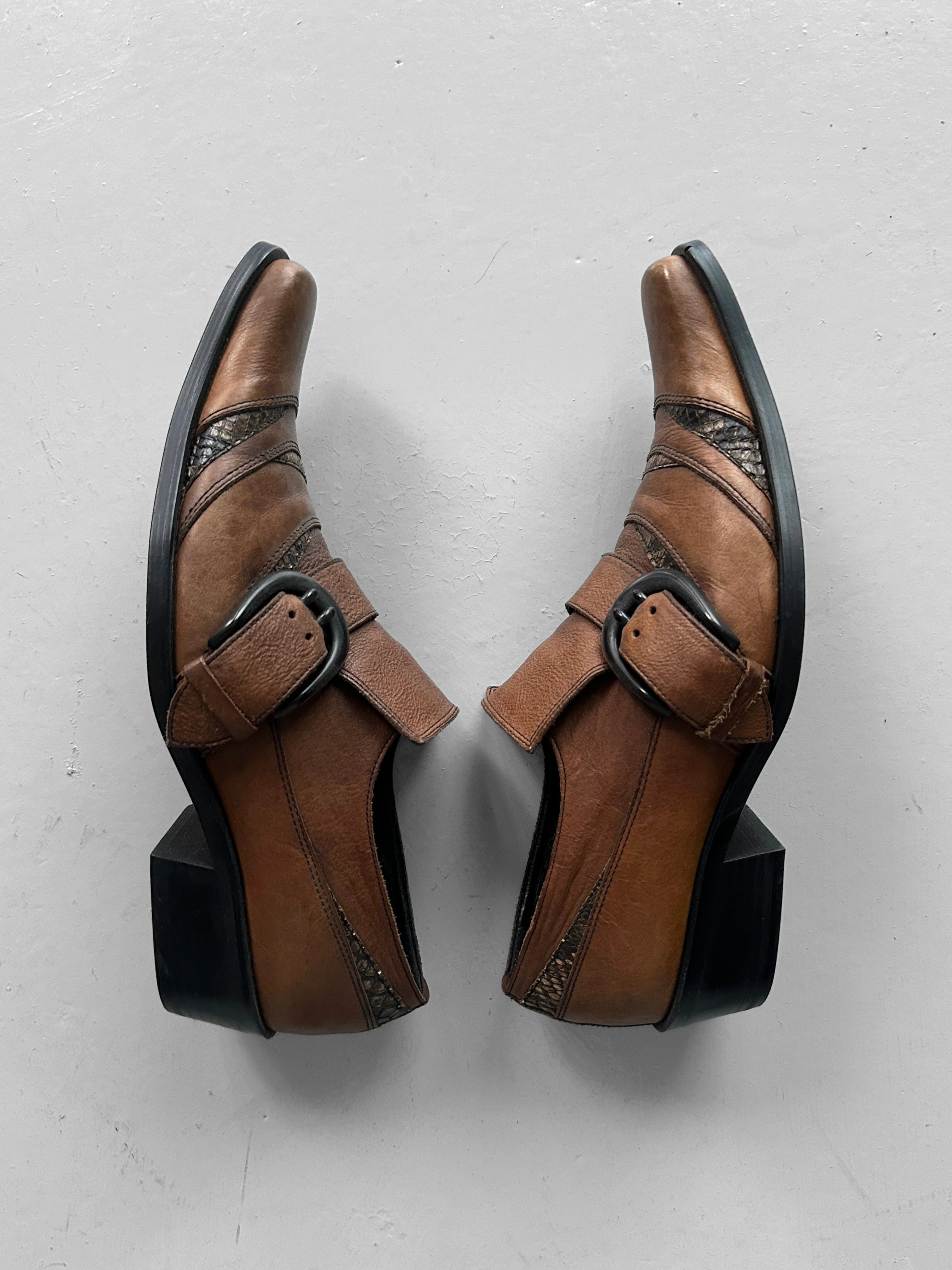5351 POUR LES HOMMES - early 2000s WESTERN SLIP ON SHOES