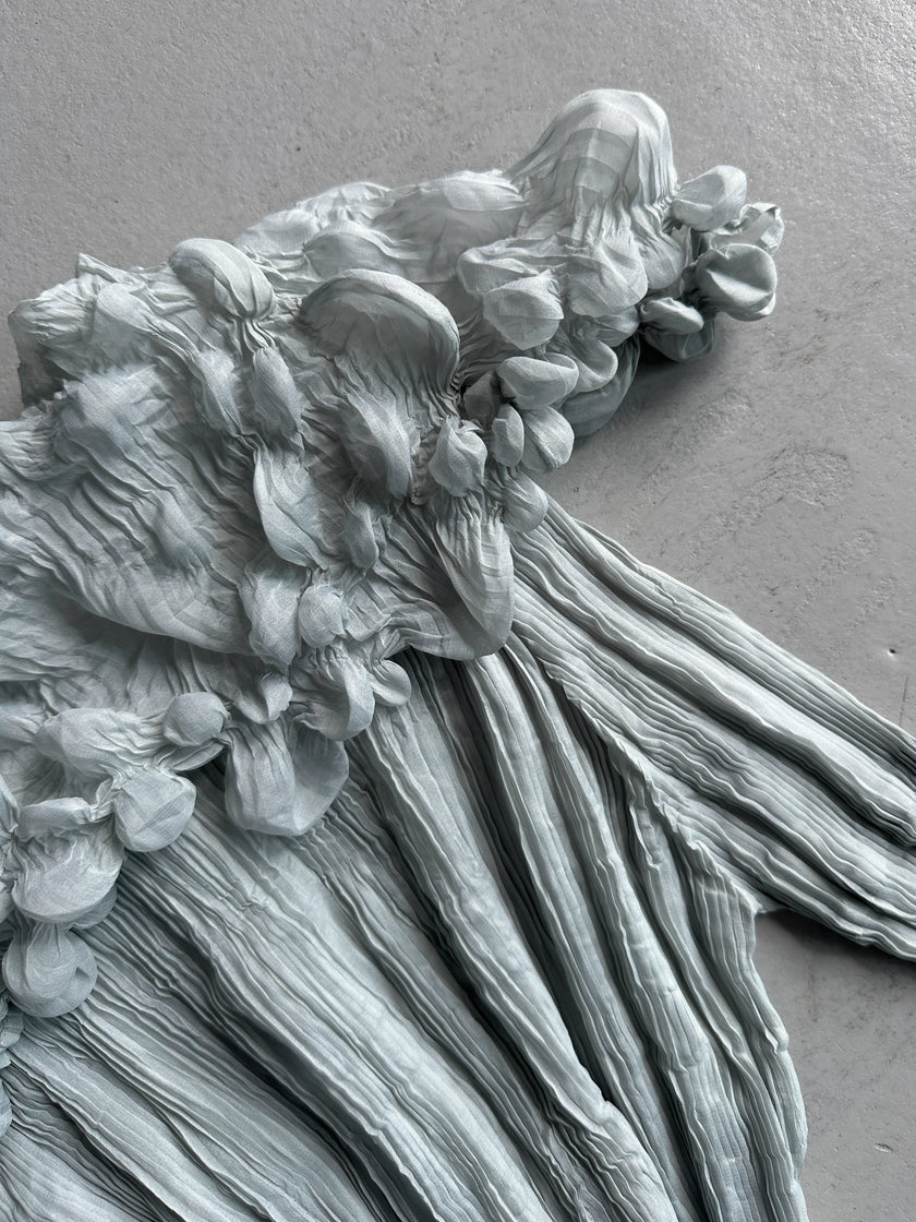 ISSEY MIYAKE - F/W 2000 BUBBLE PLEATED BUTTONED BLOUSE