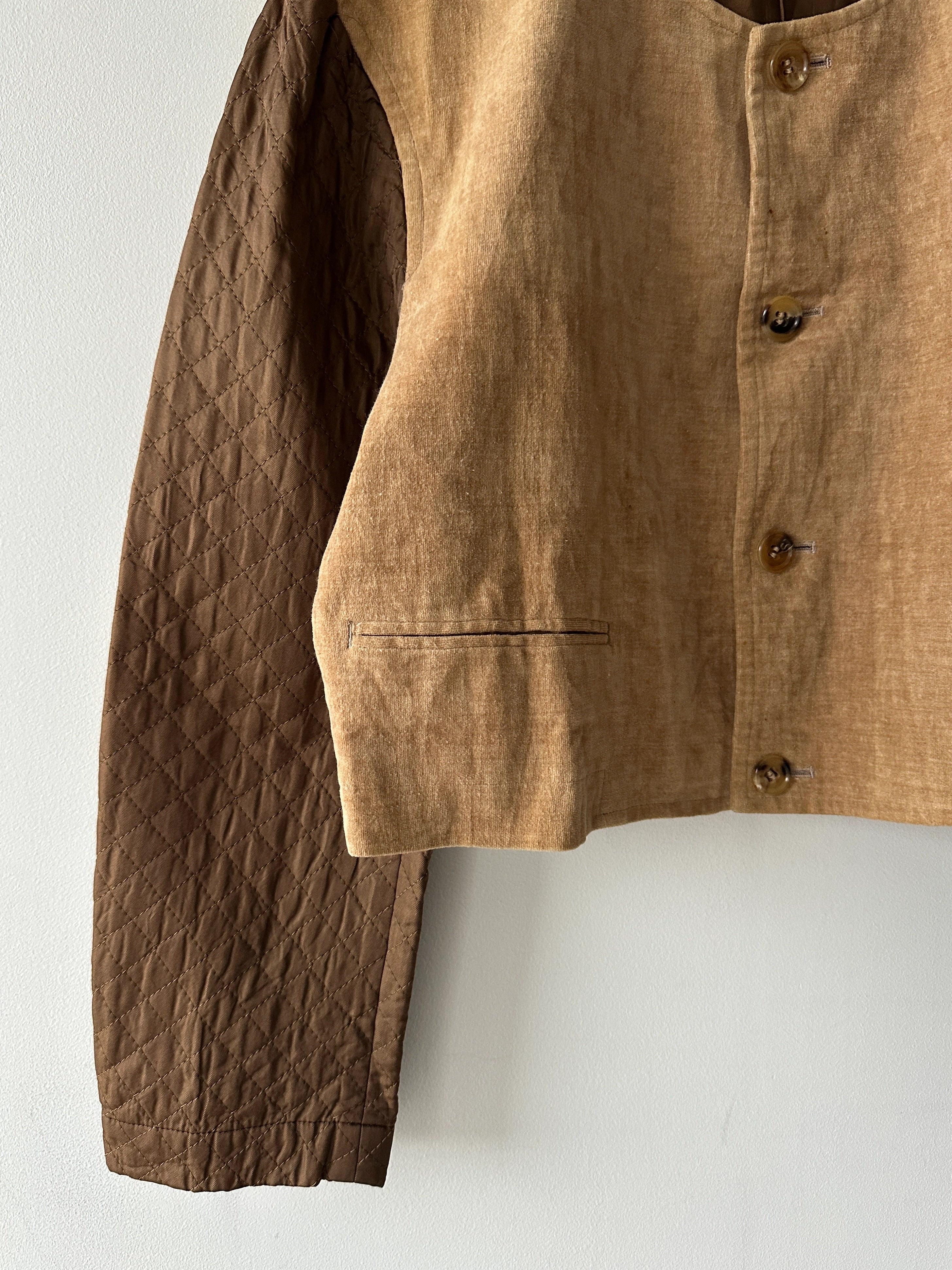 COMME DES GARÇONS - F/W 1990 CROP FIT BLAZER WITH QUILTED SLEEVE