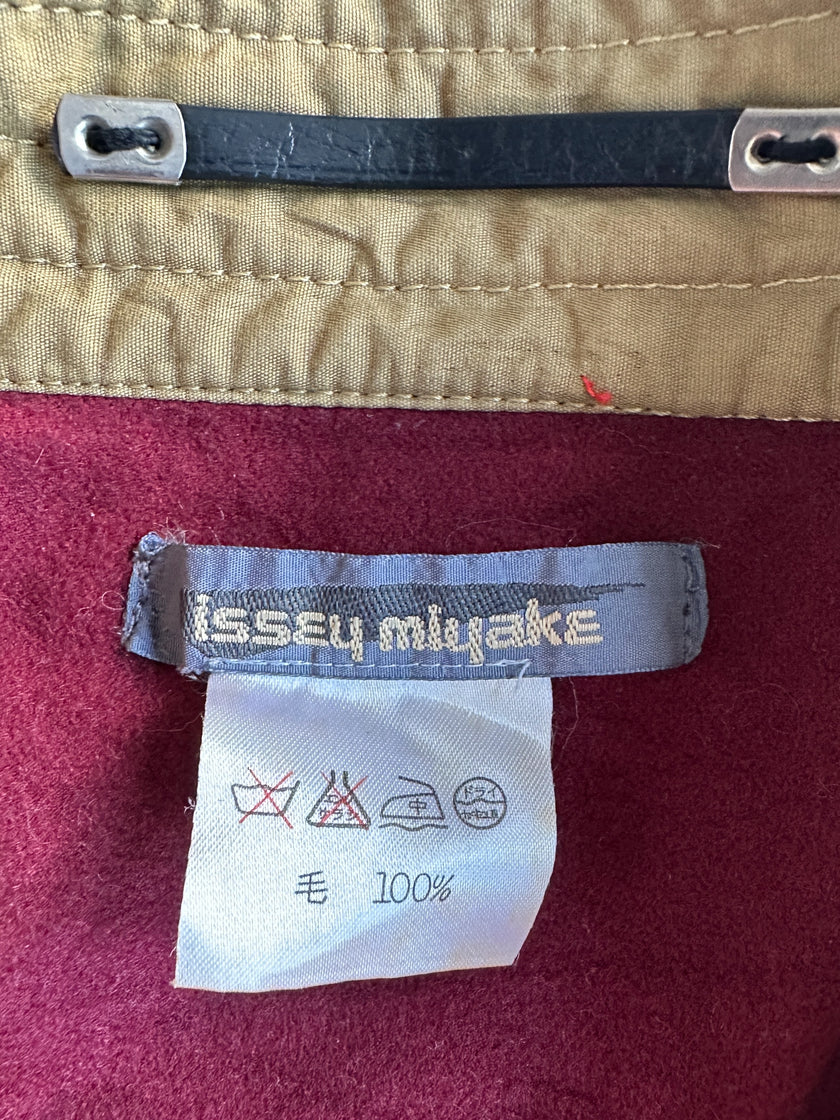 ISSEY MIYAKE - F/W 1982 LAYERED MULTI POCKET GILET JACKET