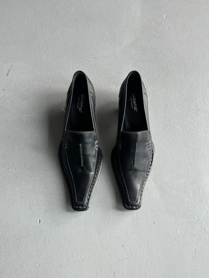 1990s KITTEN HEELS SLIP ON SHOES