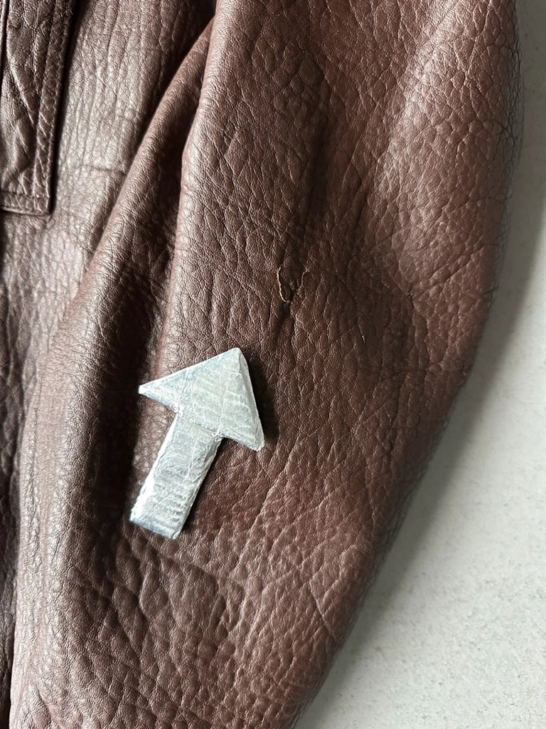 MARITHÉ + FRANÇOIS GIRBAUD X COMPAGNIE DES MONTAGNES & DES FORETS - 1980s FUR COLLAR LEATHER MIDI JACKET WITH METAL HOOKS FRONT CLOSURE