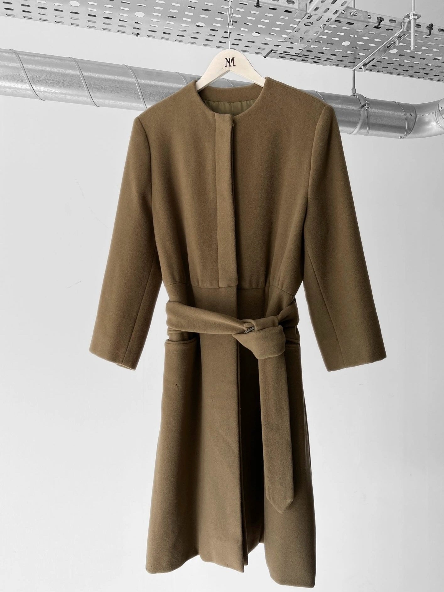 GIORGIO ARMANI - 1990s BELTED COLLARLESS COAT