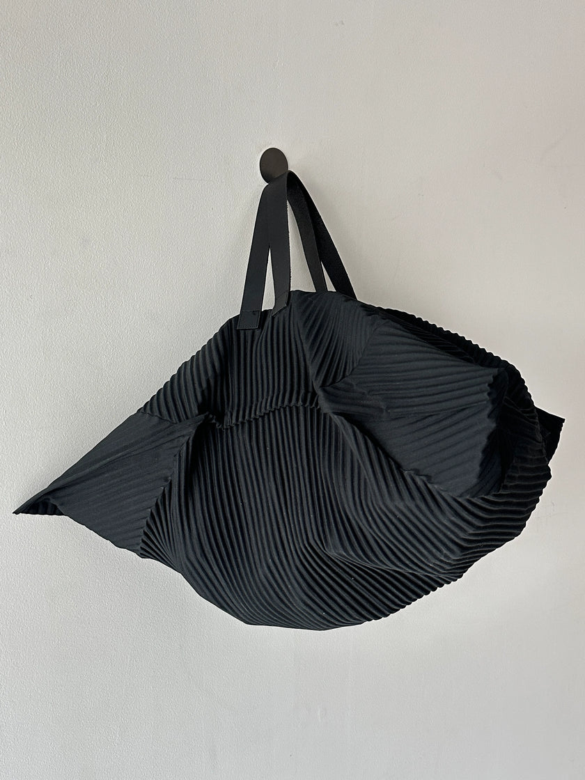 ISSEY MIYAKE ME - 2010s GEOMETRIC PLEATED TOTE BAG