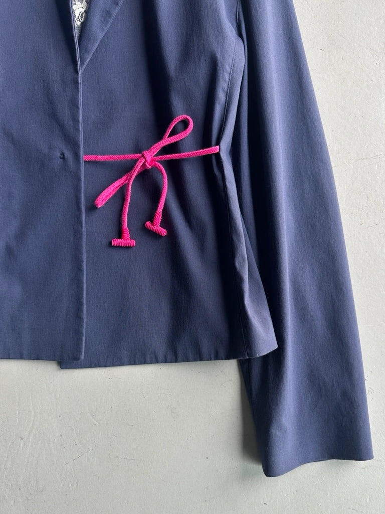 EMPORIO ARMANI - 1980s BLAZER WITH CONTRASTING PINK LACE SIDE CLOSURE