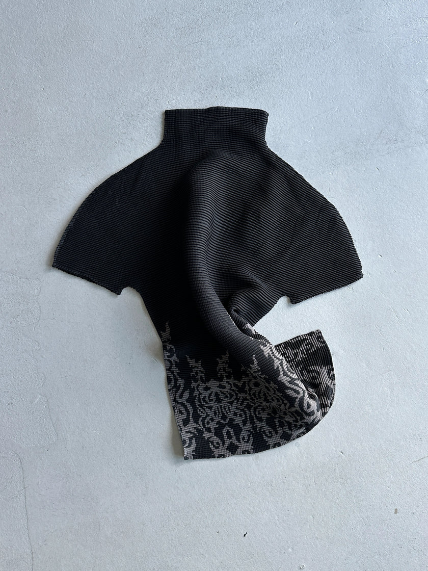 ISSEY MIYAKE ME - S/S 2005 SHORT SLEEVE TOP