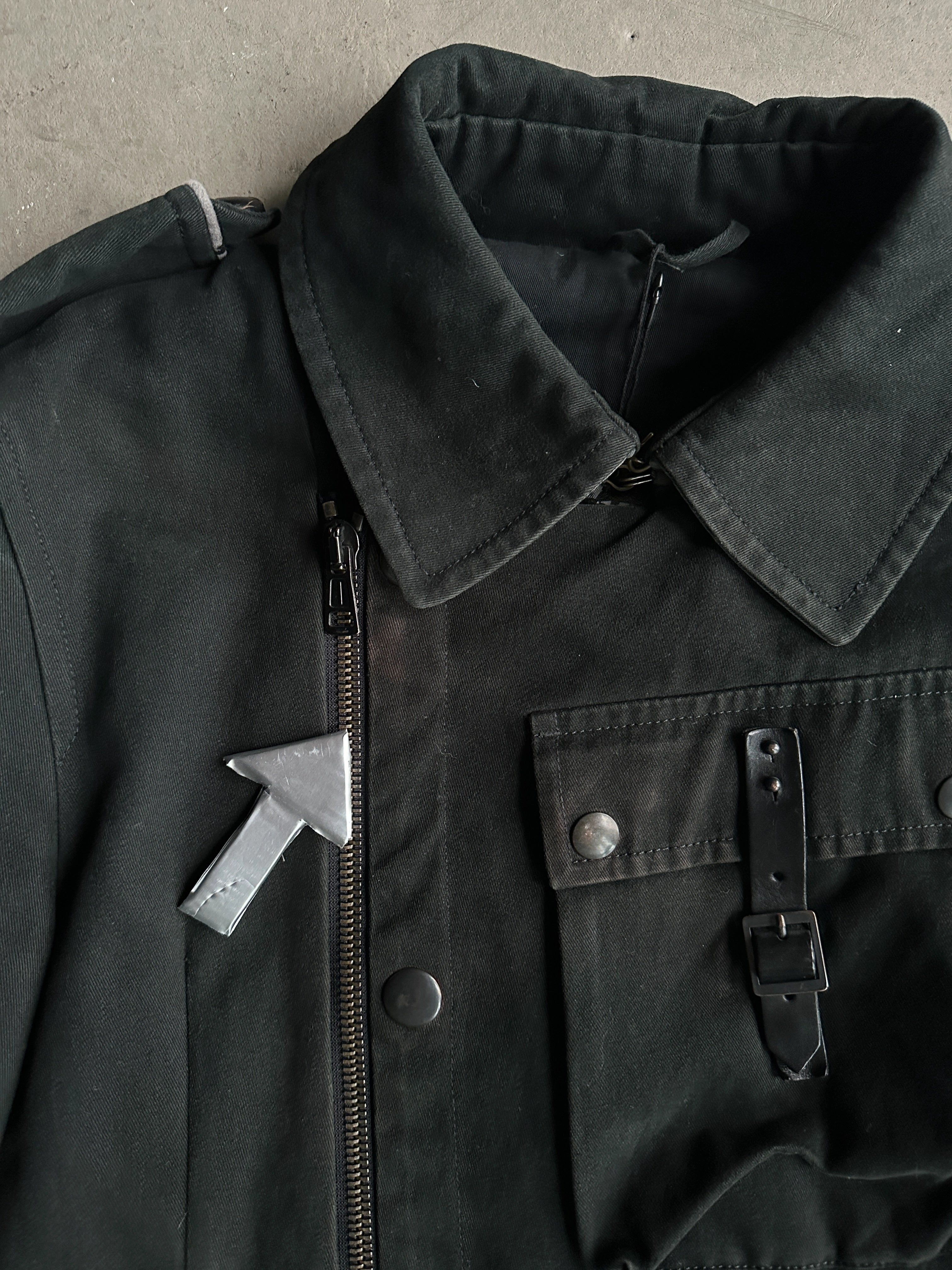 ANDREW MACKENZIE - 2000s ASYMMETRICAL ZIP CARGO JACKET