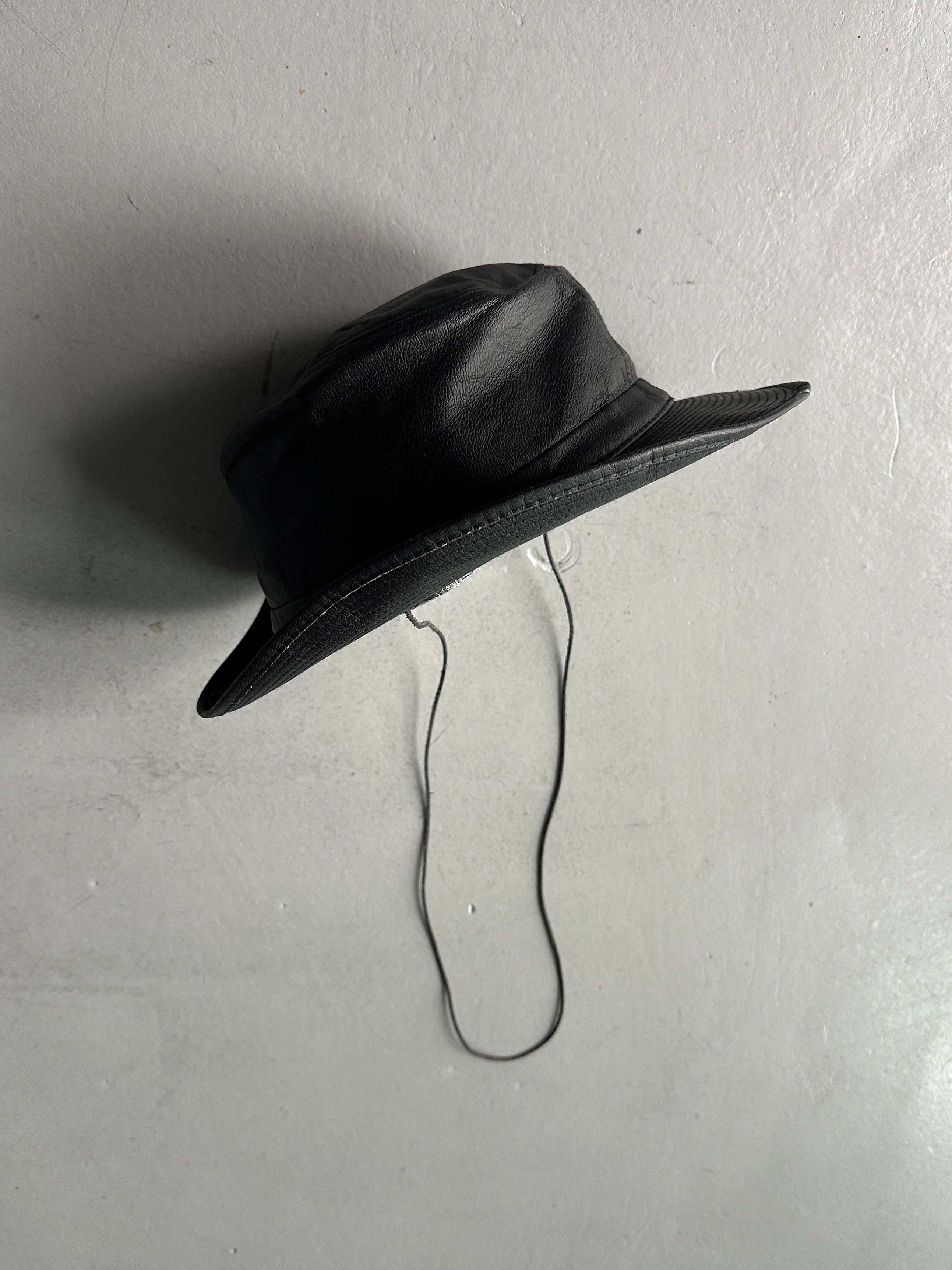AGNÈS B. - 1990s FAUX LEATHER HAT WITH LONG CHIN STRAP