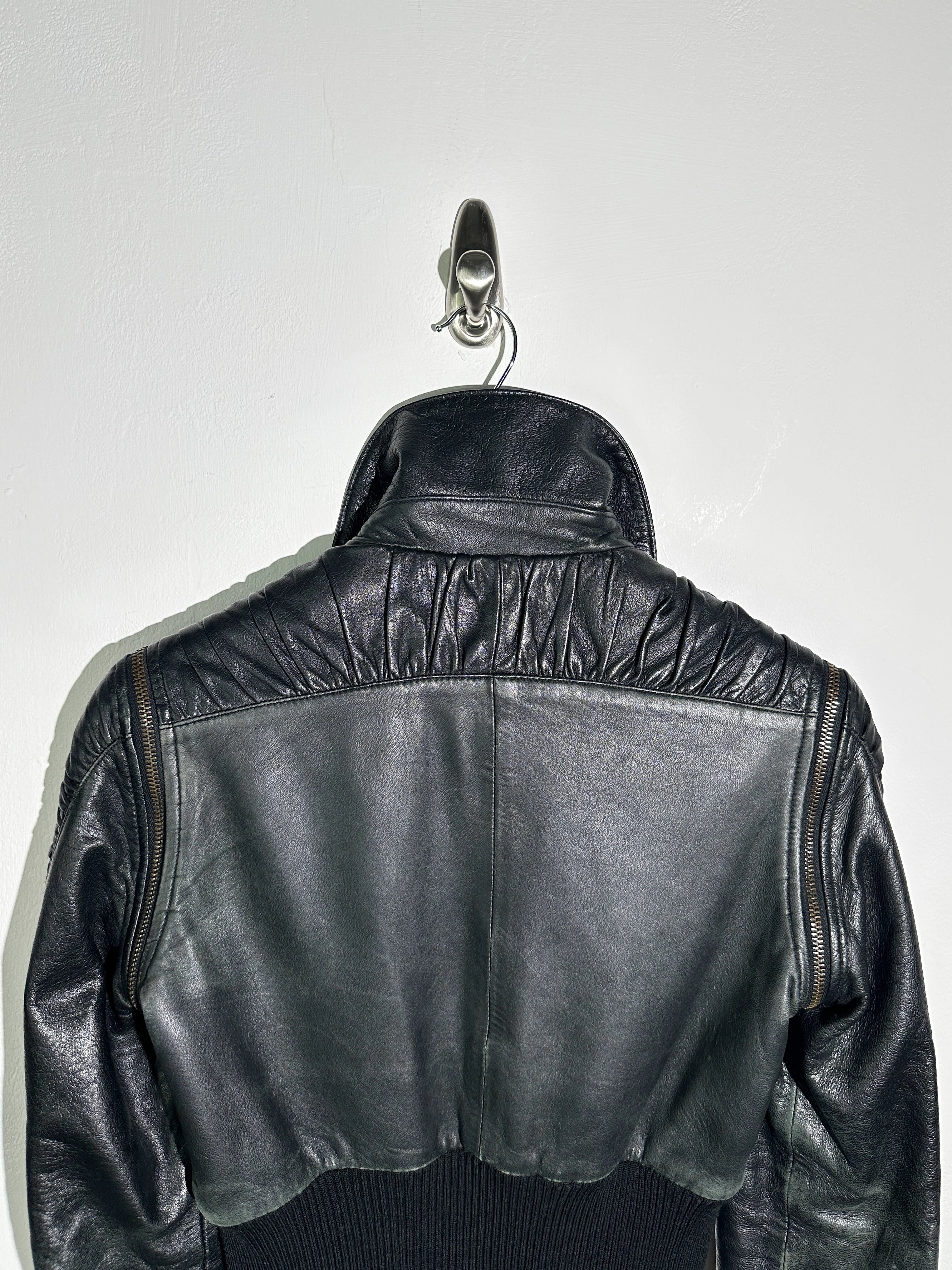 DOLCE & GABBANA - S/S 2003 2 IN 1 LEATHER JACKET WITH PANELED WAIST AND ZIP OFF SLEEVE