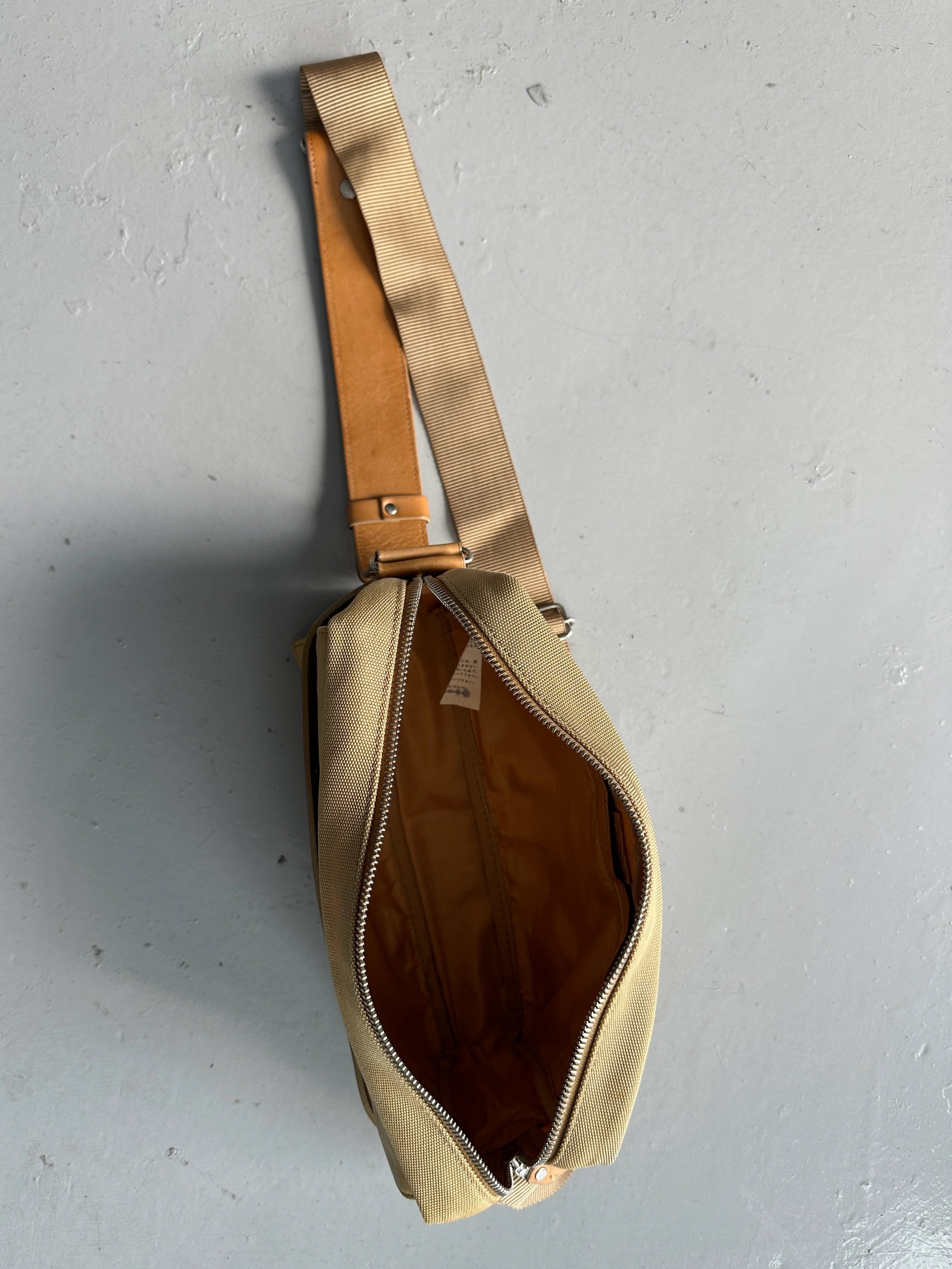 YOHJI YAMAMOTO Y'SACCS - early 2000s RECTANGULAR MESSENGER BAG WITH LEATHER FRONT PANEL