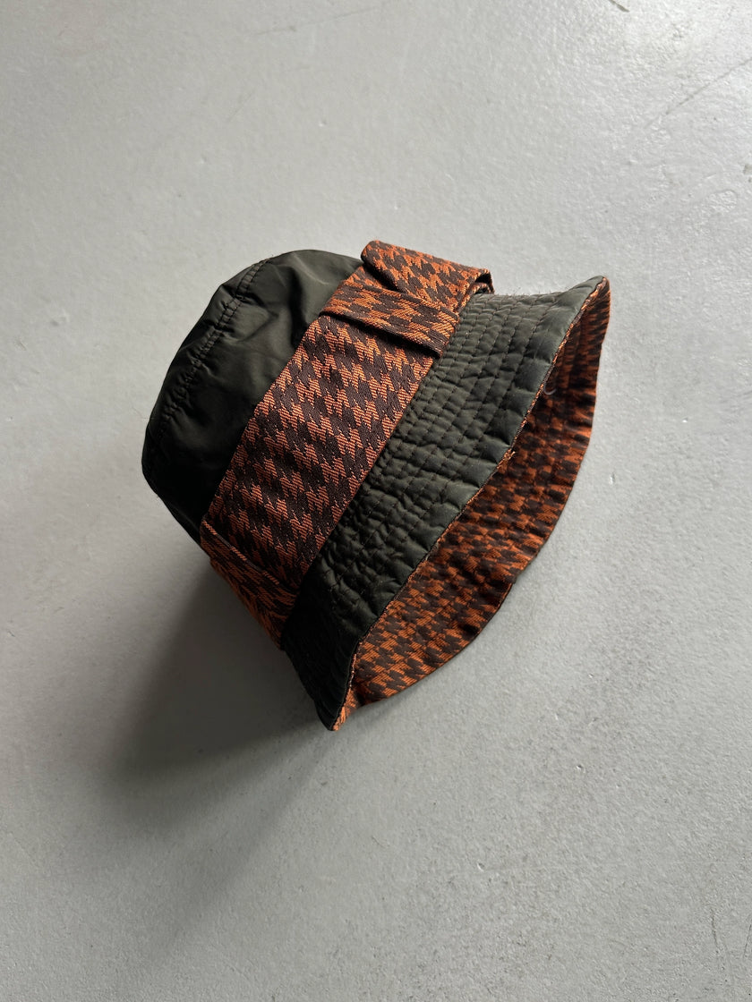 MAX MARA - 2000s NYLON BUCKET HAT