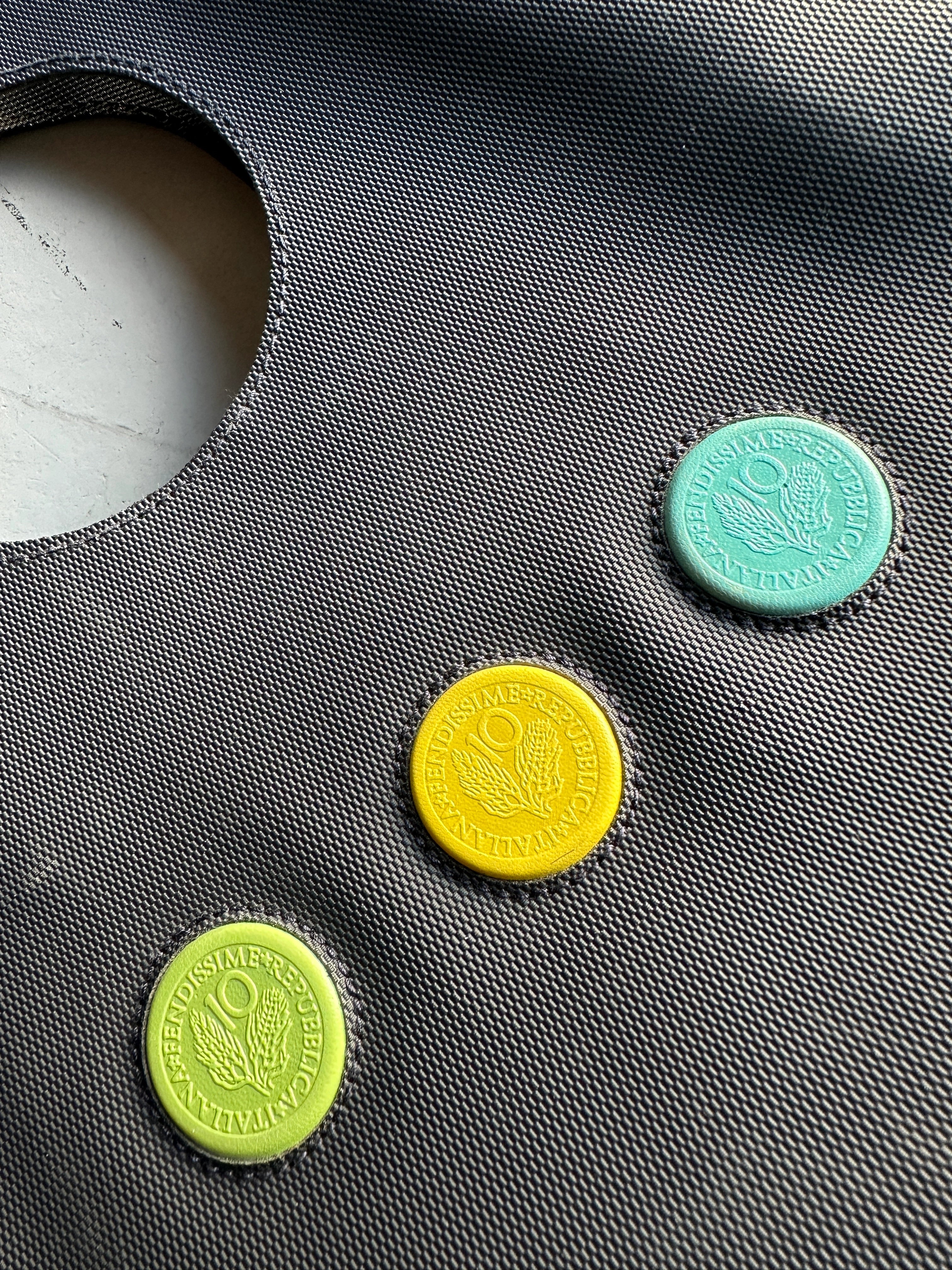 FENDISSIME - 1990s CUT OUT HANDLE TEXTURED HANDBAG