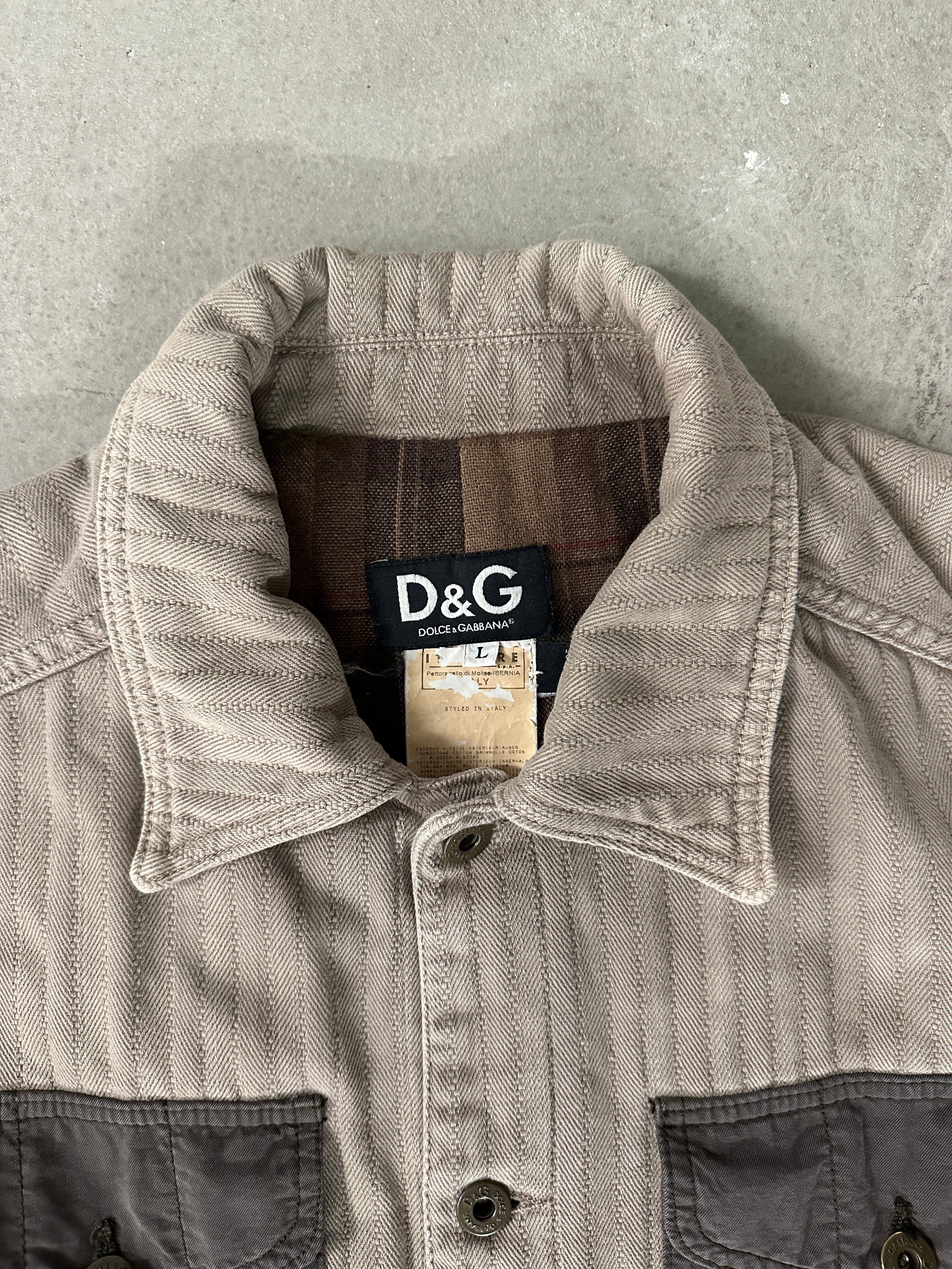 D&G - 2003 HYBRID CARGO SHACKET