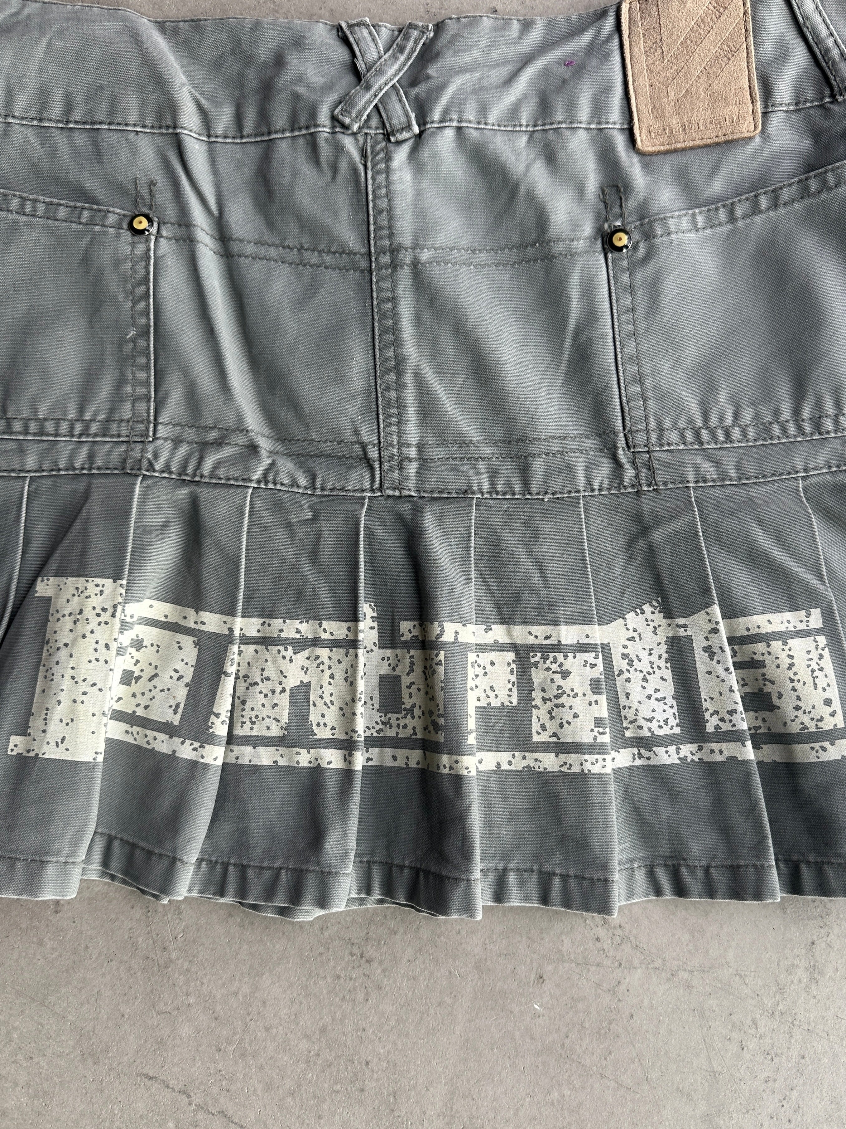 2000s PLEATED CARGO MINI SKIRT