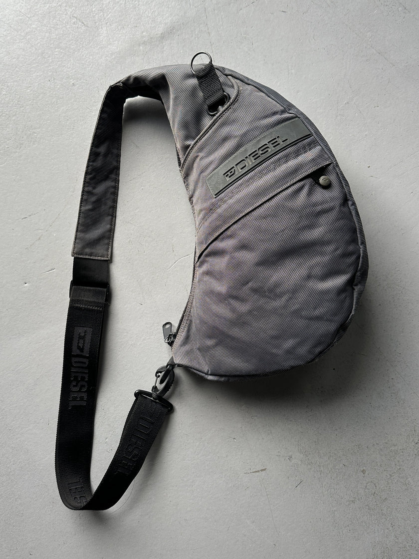 DIESEL - 1990s TEXTURED SLING BAG