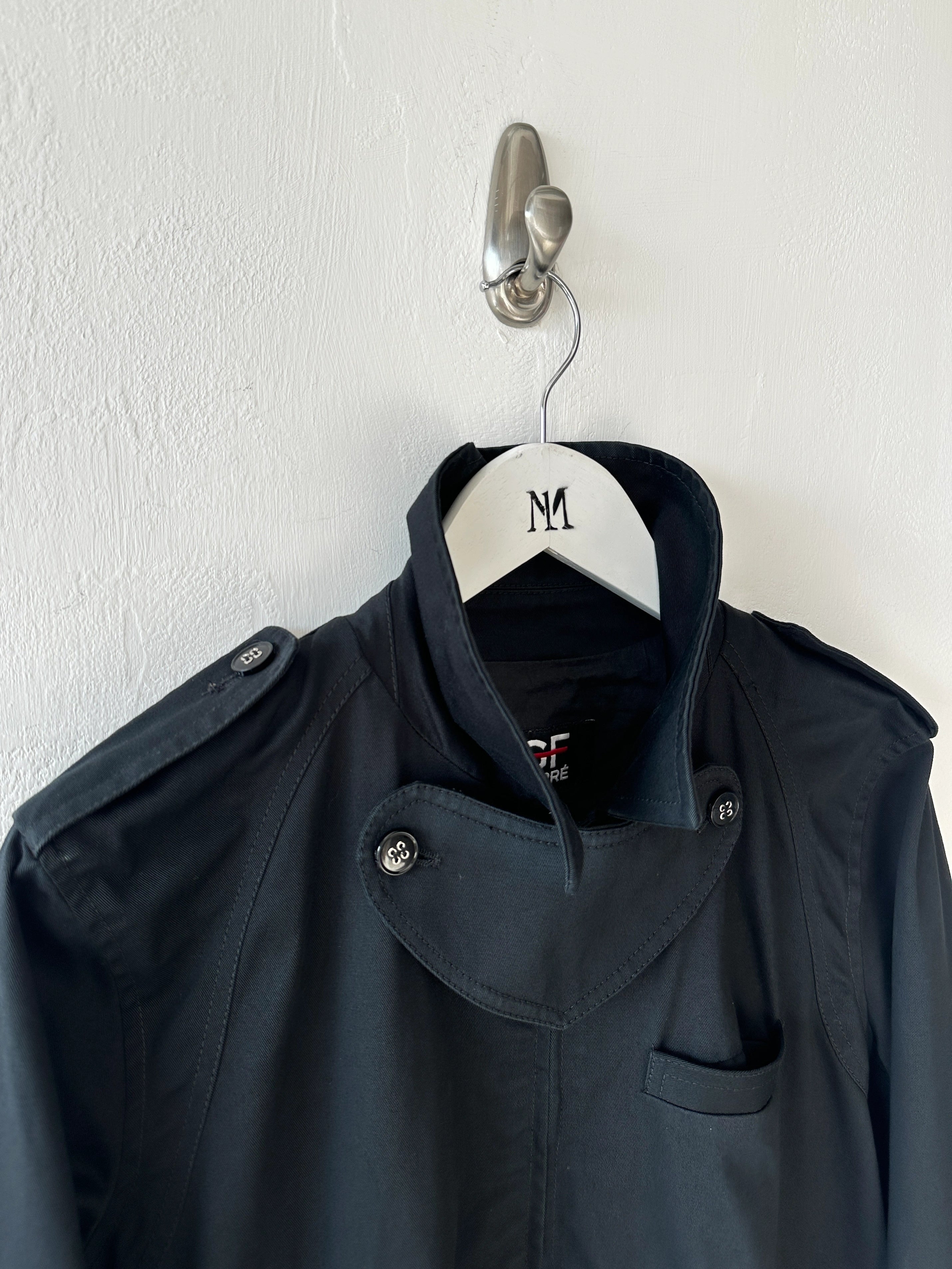 GIANFRANCO FERRÉ - S/S 2008 STRAIGHT FIT JACKET WITH OVERSIZED THROAT FLAP