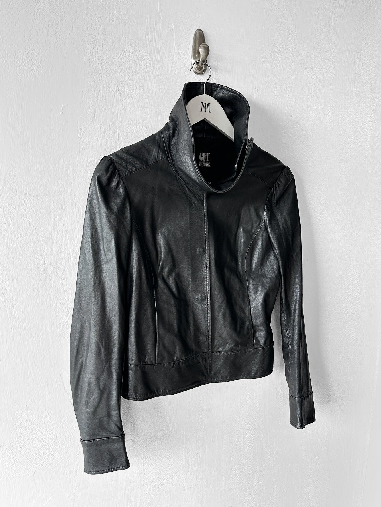 GIANFRANCO FERRÉ - early 2000s SOFT LEATHER CROP FIT JACKET WITH FUNNEL NECK