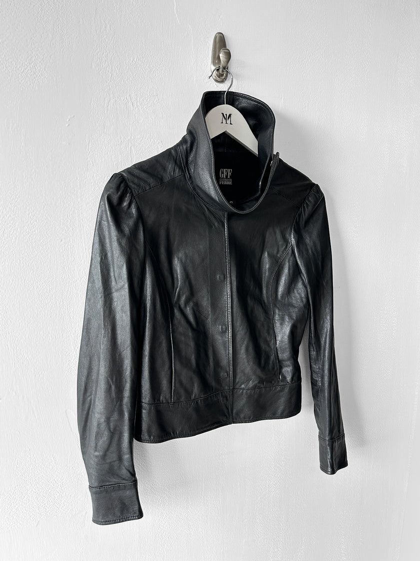 GIANFRANCO FERRÉ - early 2000s SOFT LEATHER CROP FIT JACKET WITH FUNNEL NECK