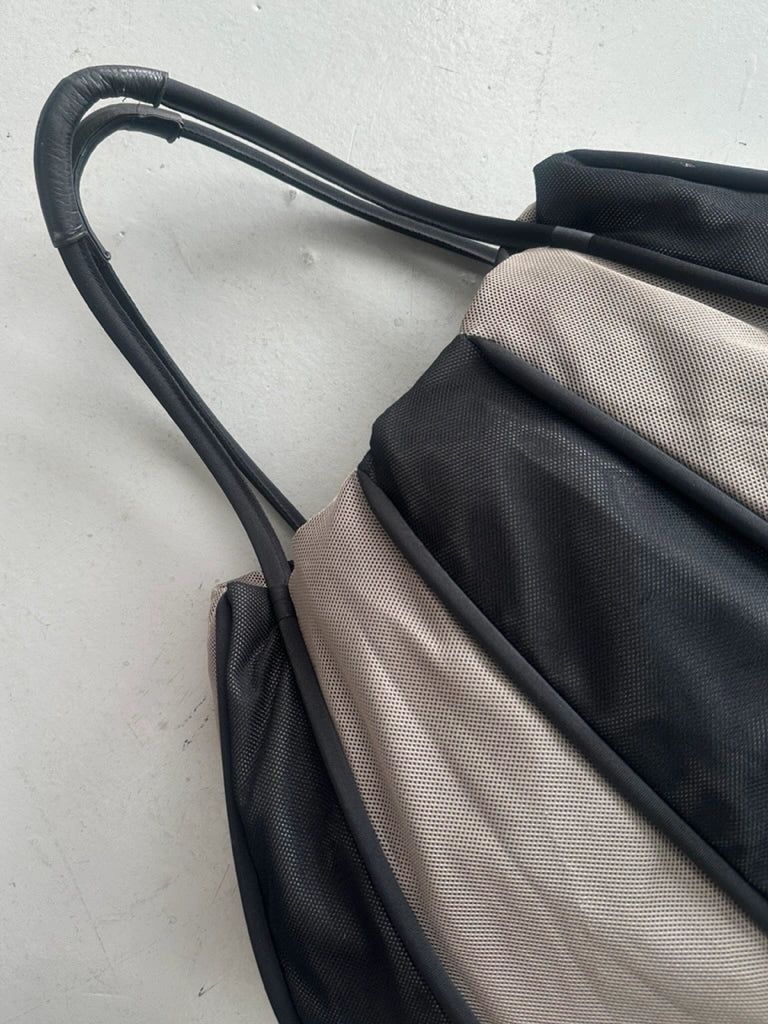 ISSEY MIYAKE PLEATS PLEASE - early 2000s MESH BALLOON TOTE BAG