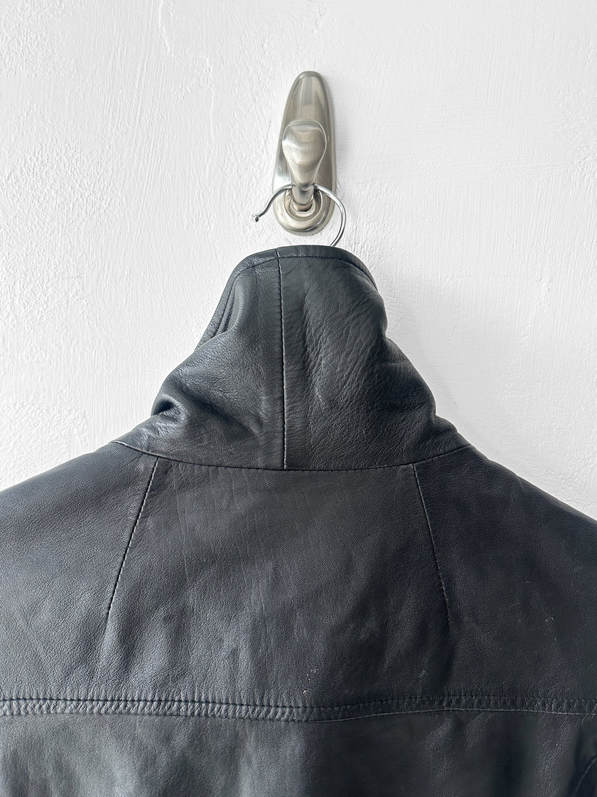 GIANFRANCO FERRÉ - early 2000s SOFT LEATHER CROP FIT JACKET WITH FUNNEL NECK