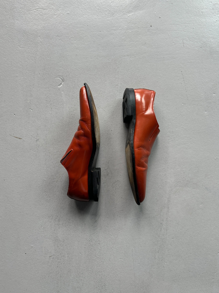 COMME DES GARÇONS - 1990s LEATHER POINTED SLIP ON SHOES