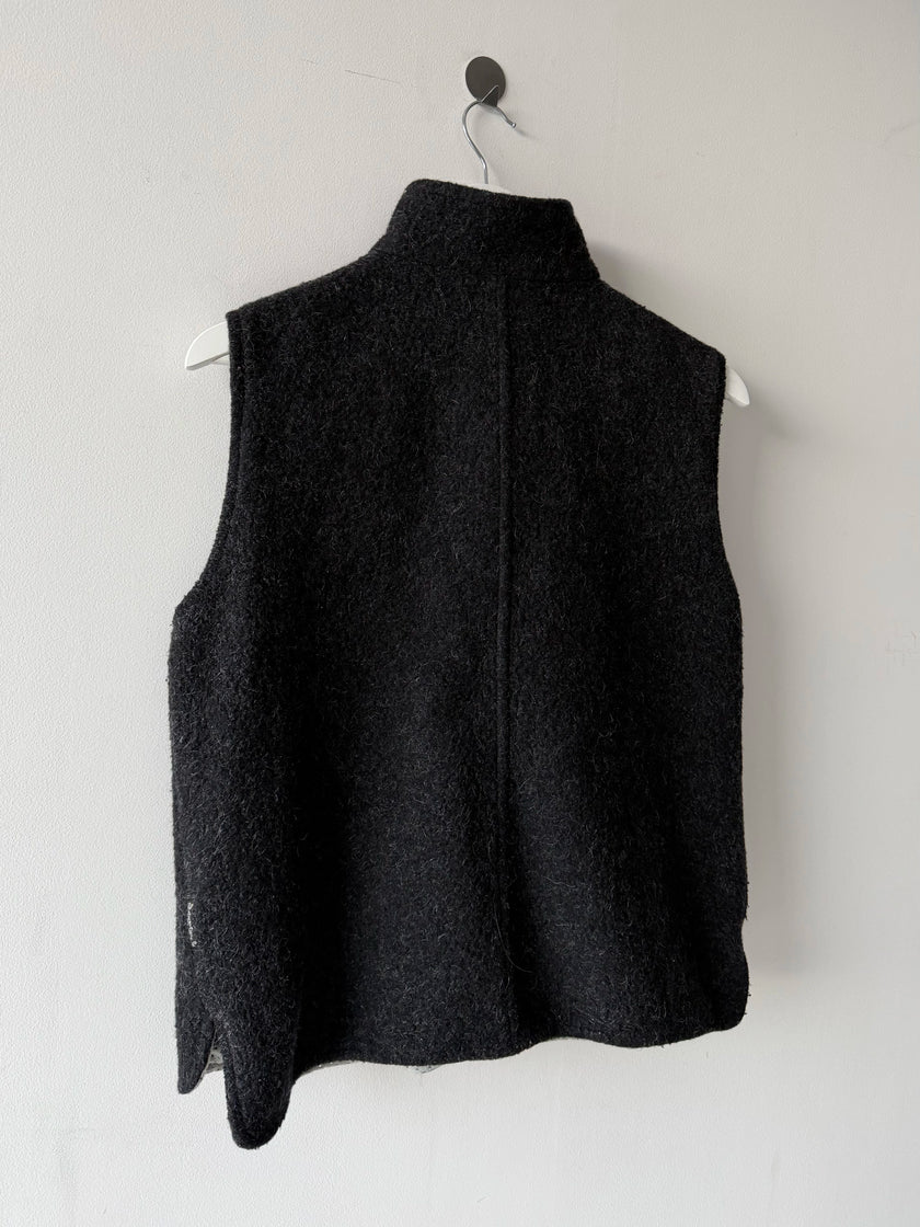 ARMANI JEANS - 1990s FUZZY HAIR ZIPPED VEST GILET