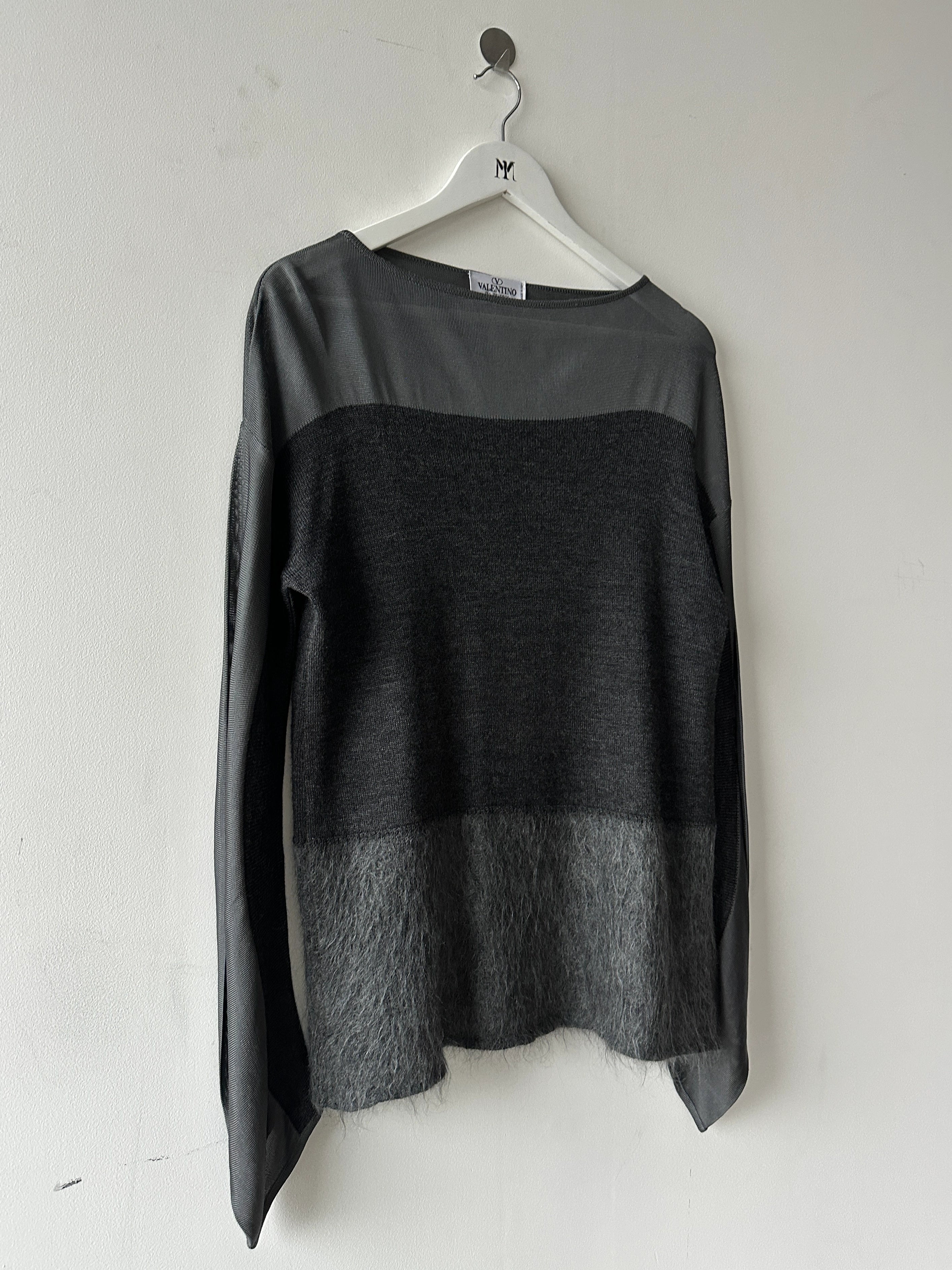 VALENTINO - 1990s PANELED TOP WITH CURVED SLEEVE
