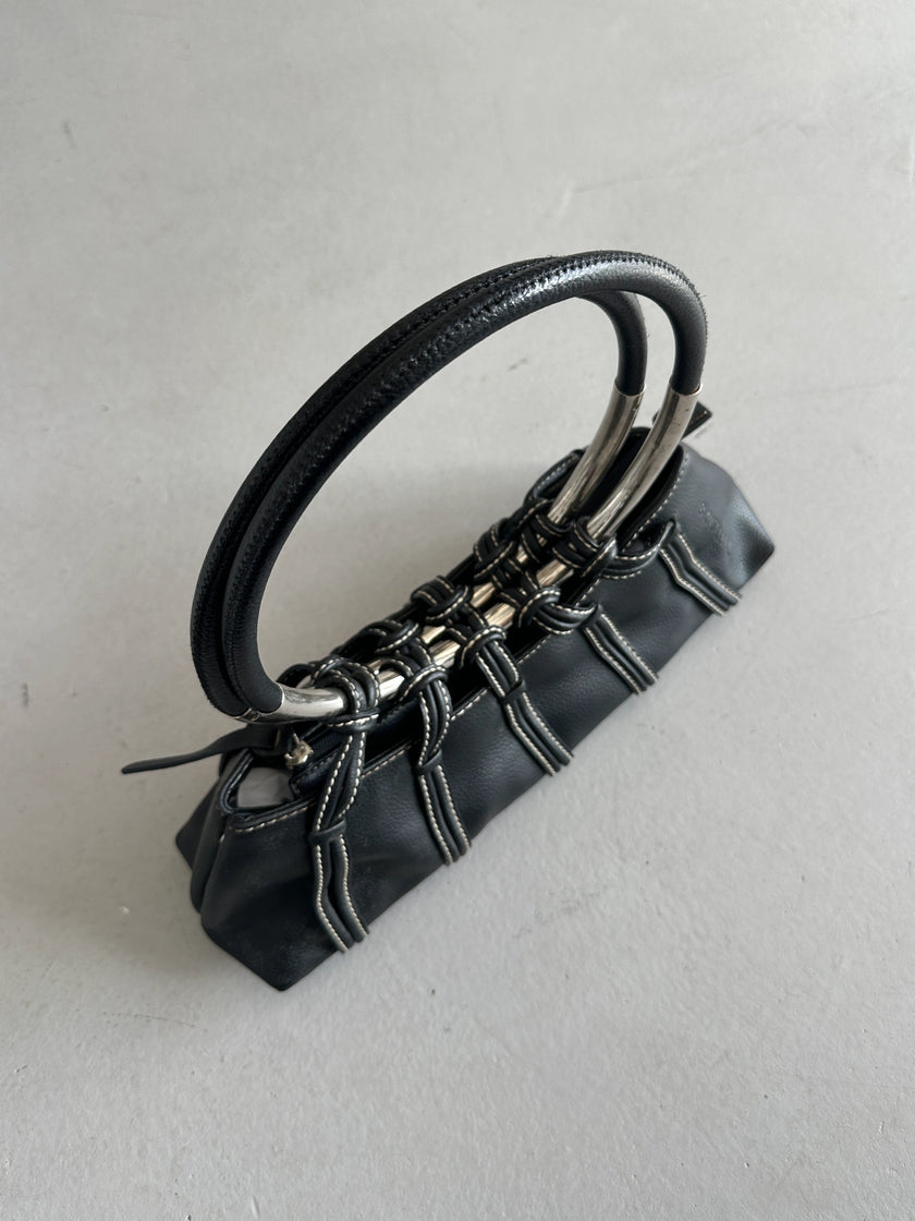 2000s OVERSIZED METAL RING HANDLE LEATHER BAG