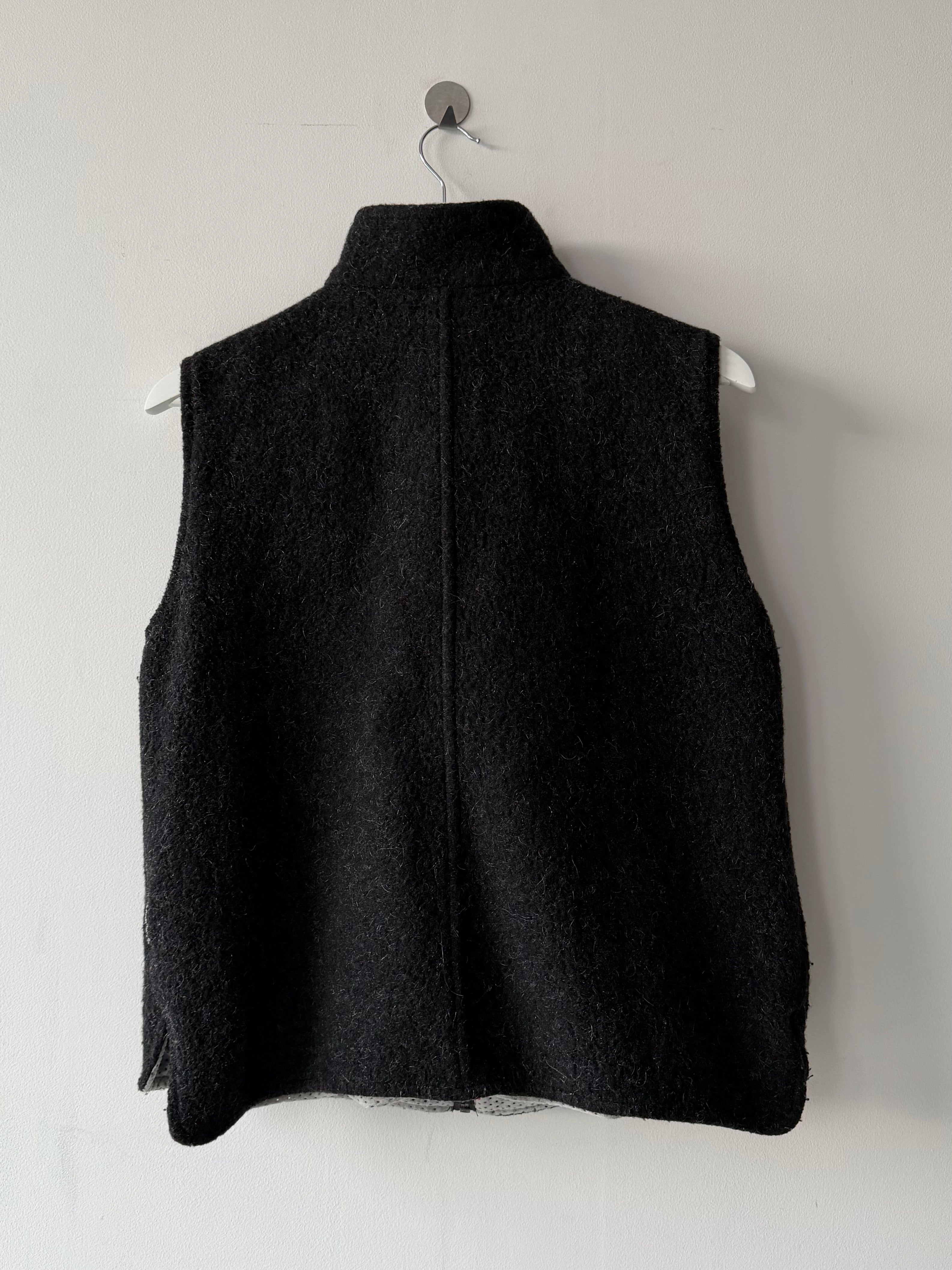 ARMANI JEANS - 1990s FUZZY HAIR ZIPPED VEST GILET