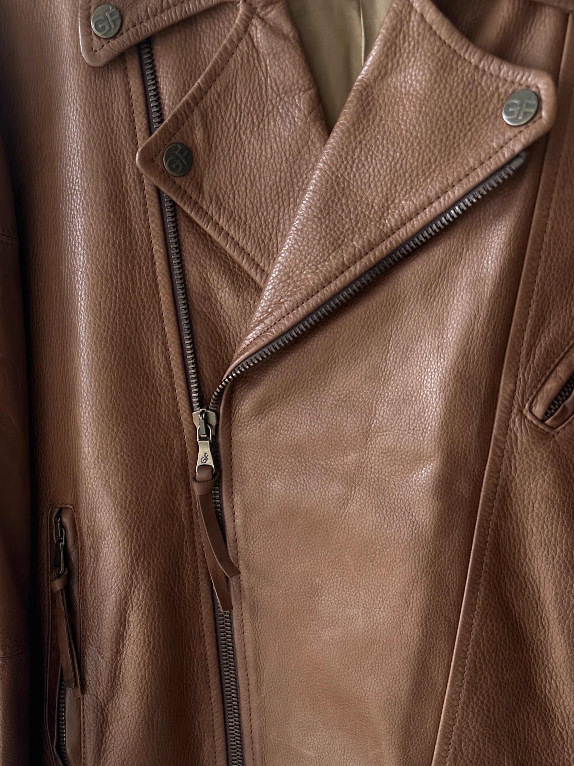 GIANFRANCO FERRÉ - early 2000s ASYMMETRICAL FRONT LEATHER BIKER JACKET
