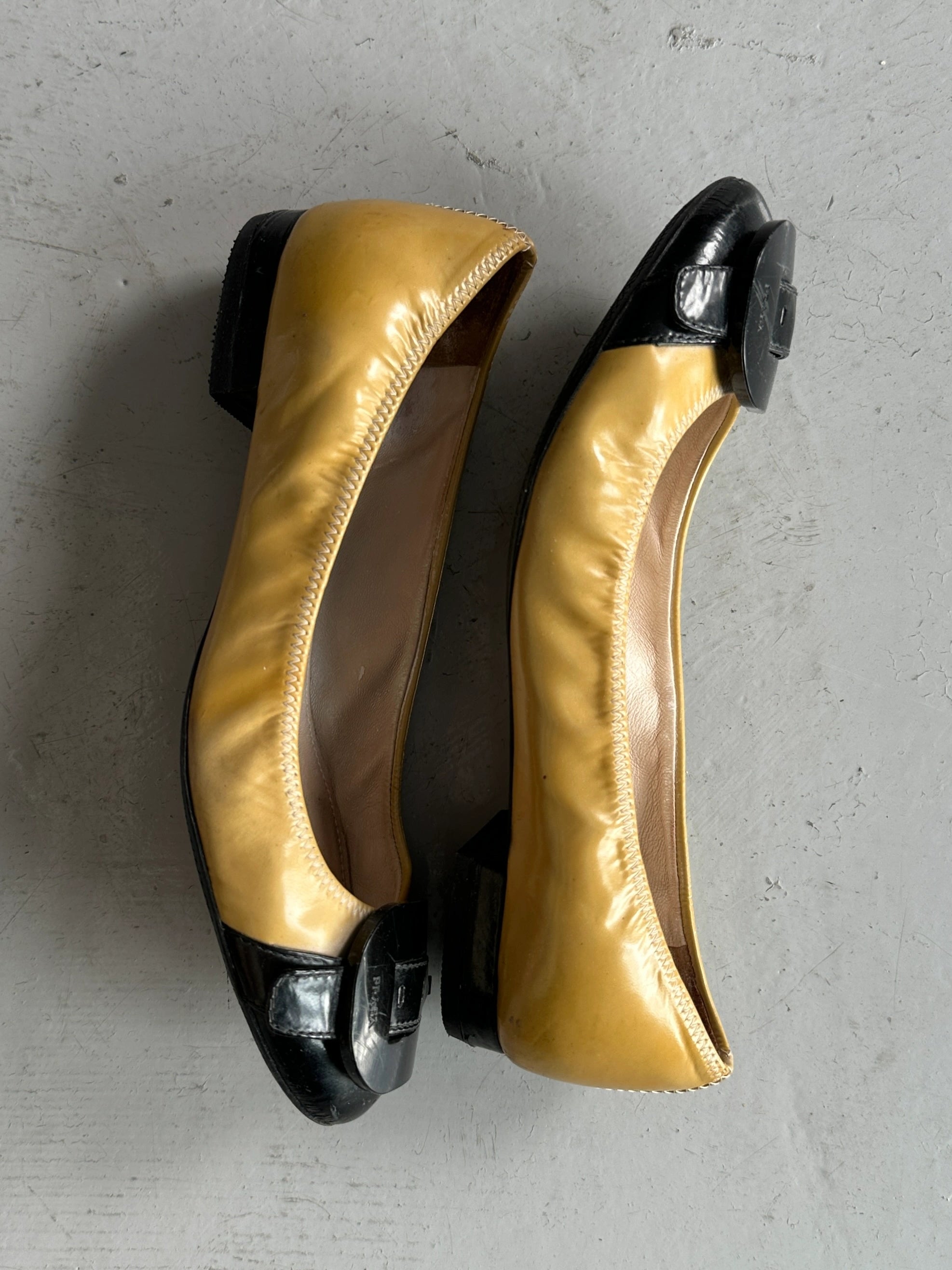 PRADA - F/W 2008 BICOLOR BALLERINA FLATS