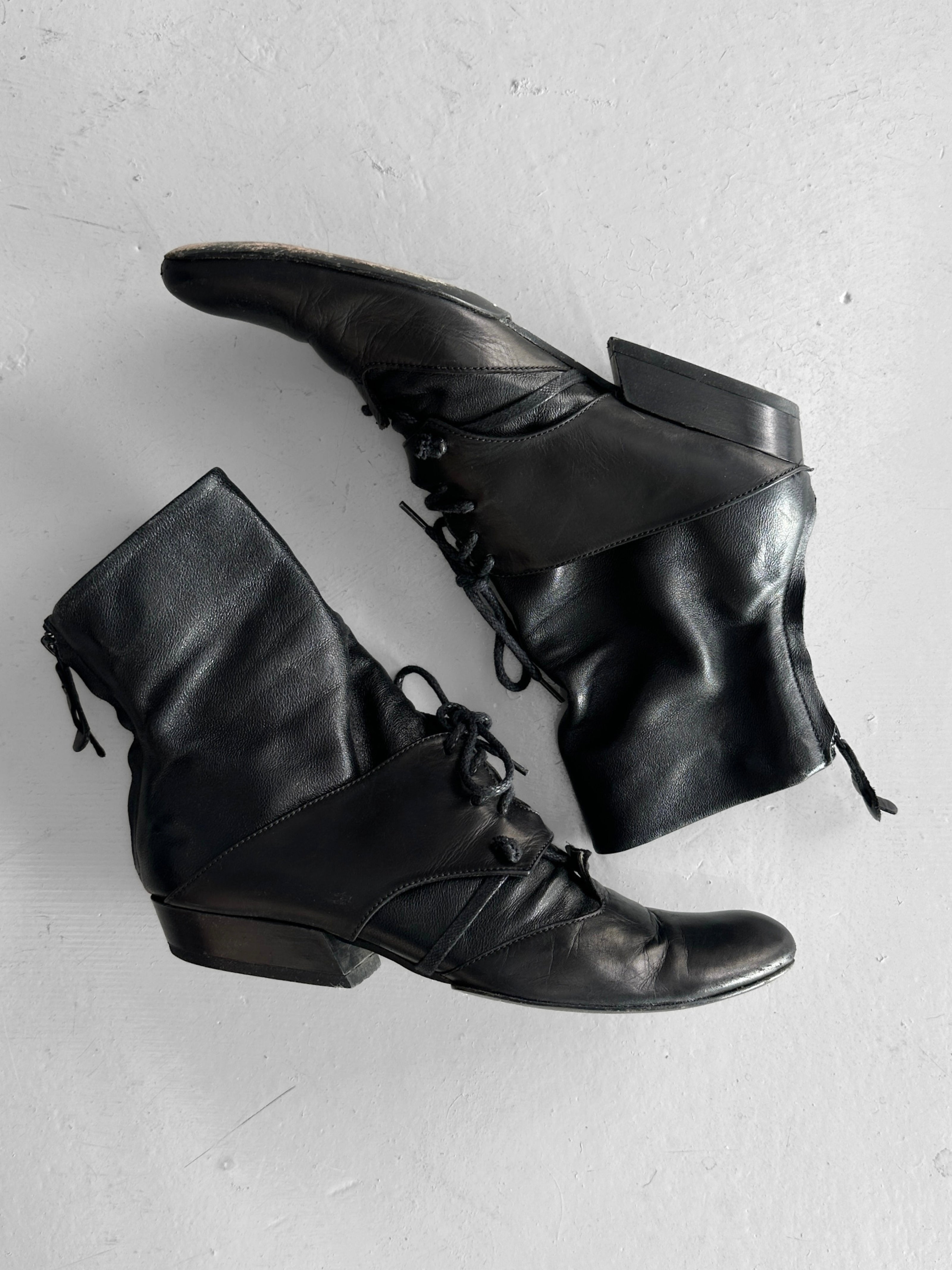 MARITHÉ + FRANÇOIS GIRBAUD - early 2000s SOFT LEATHER ANKLE BOOTS WITH LACE WRAPAROUND DETAILING