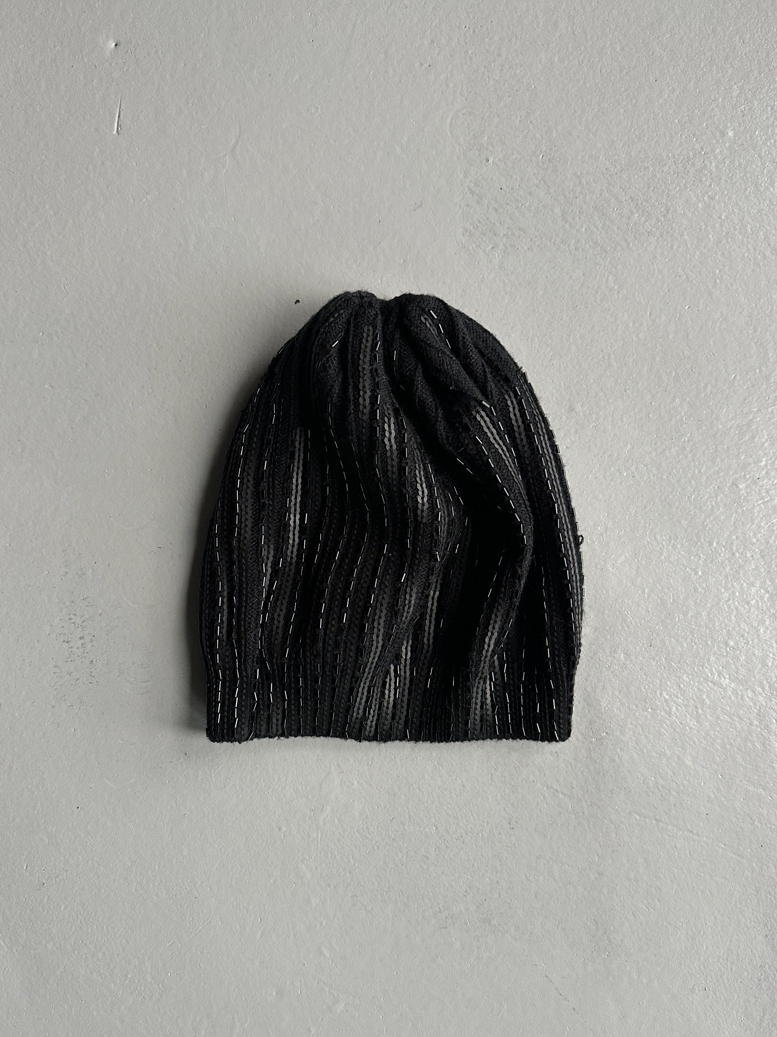 DIESEL - 1990s KNITTED HAT WITH BEAD EMBELLISHMENTS