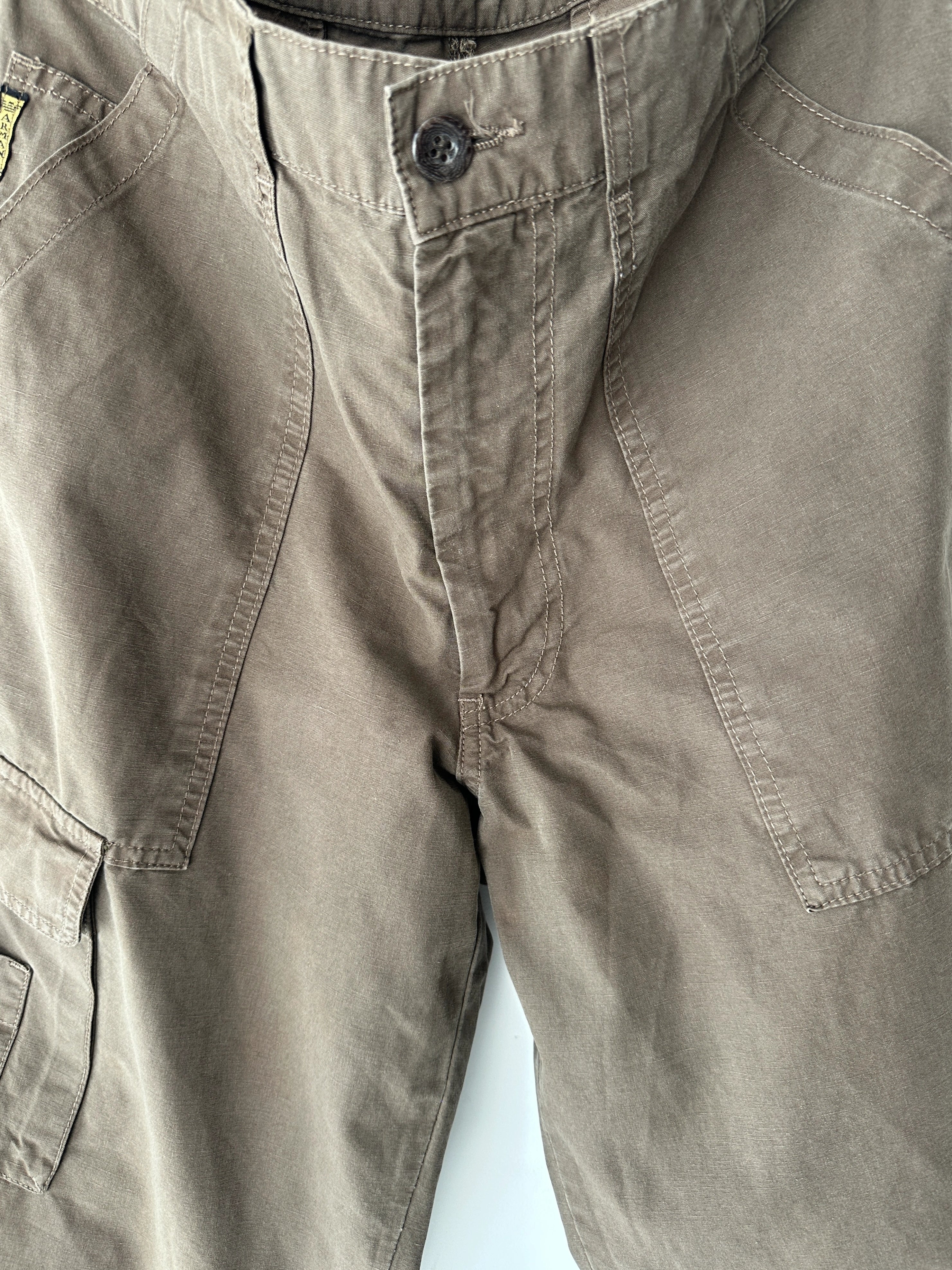 ARMANI JEANS - 2000s CARGO BERMUDA SHORTS