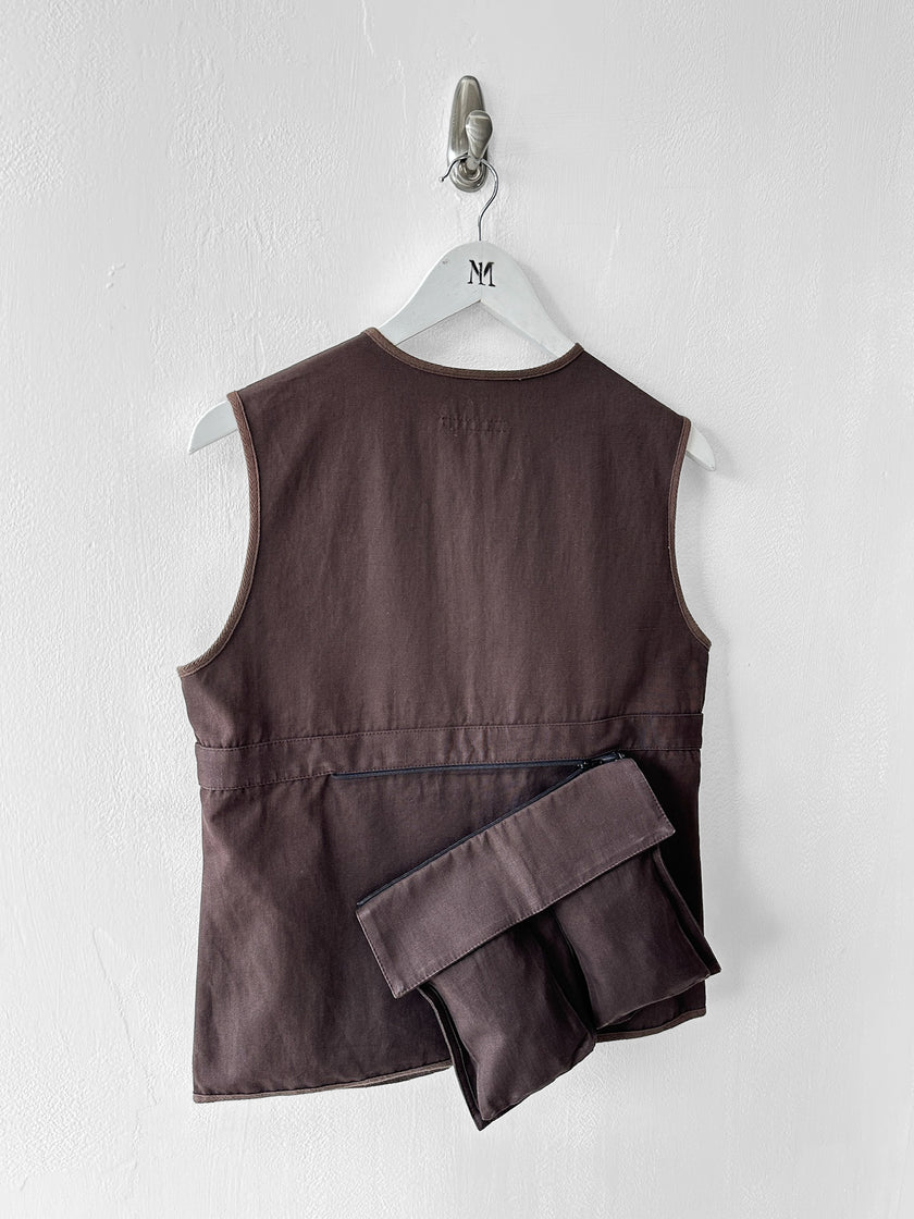 ITALIAN LABEL - late 1990s ZIPPED VEST GILET WITH ZIP OFF BACK POCKET PANEL