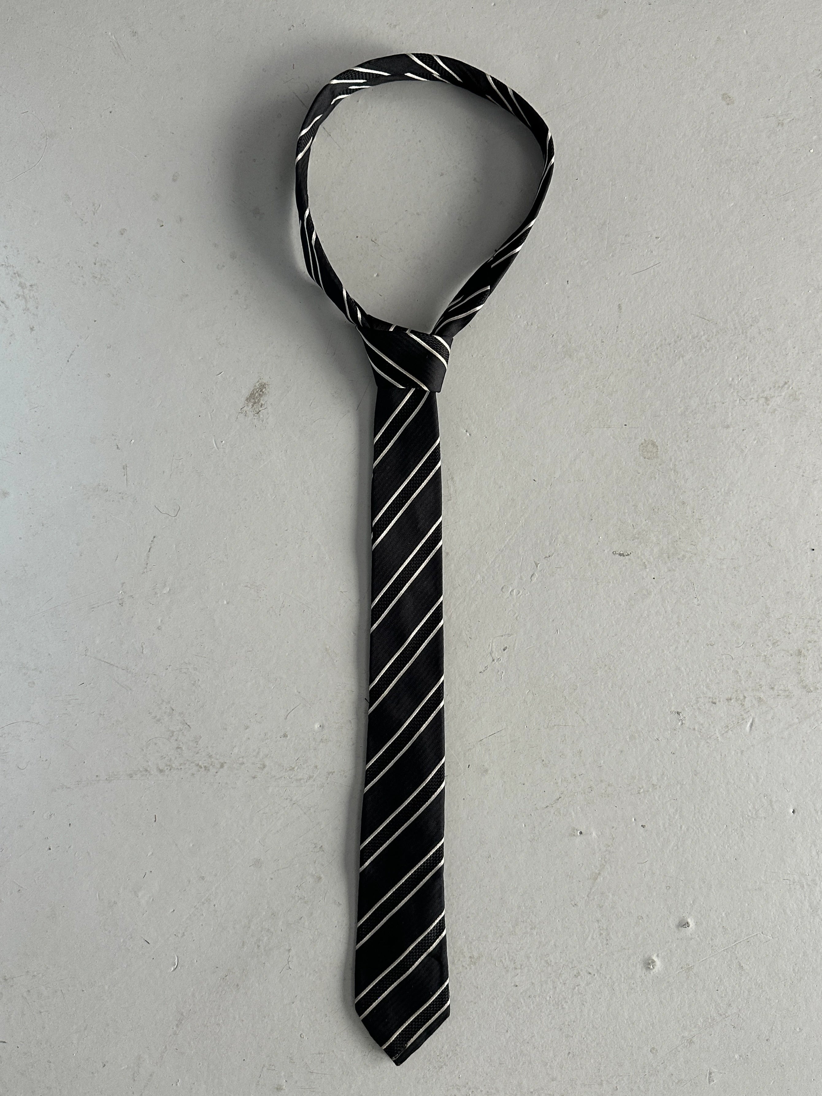 DOLCE & GABBANA  - 1990s SILK PATTERNED SKINNY TIE