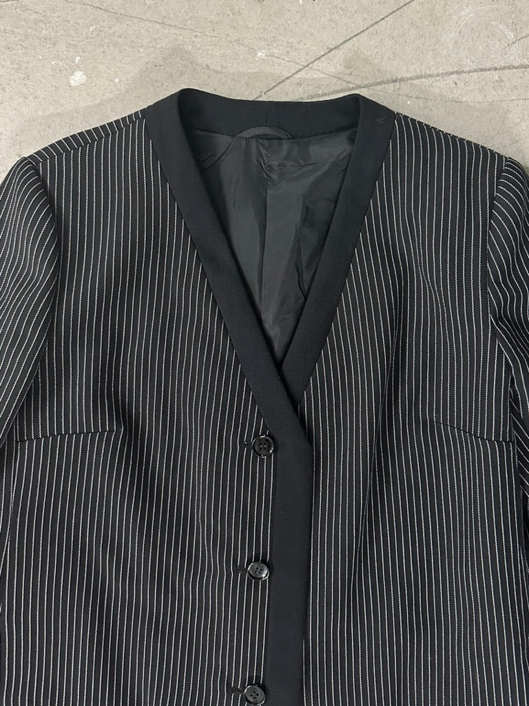 V-NECK PINESTRIPE BLAZER