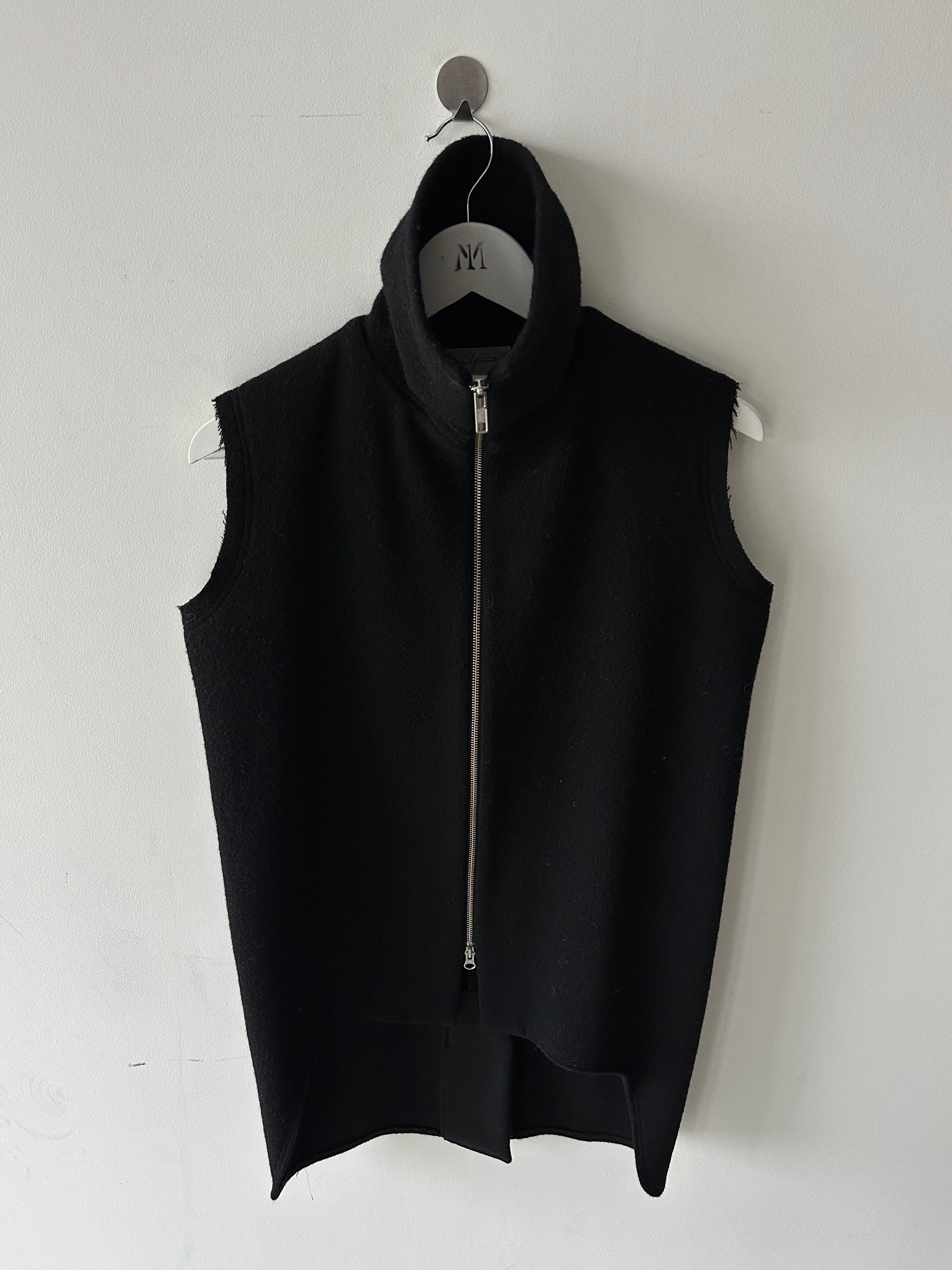 YOHJI YAMAMOTO - F/W 2004 FUNNEL NECK ZIPPED VEST JACKET