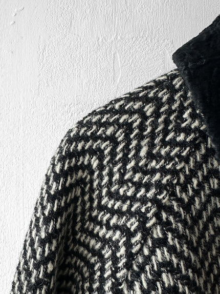 VERSUS VERSACE BY GIANNI VERSACE - early 1990s HERRINGBONE COAT WITH FUR COLLAR