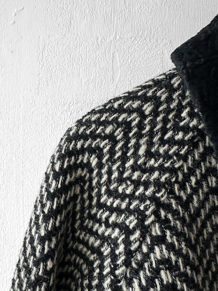 VERSUS VERSACE BY GIANNI VERSACE - early 1990s HERRINGBONE COAT WITH FUR COLLAR