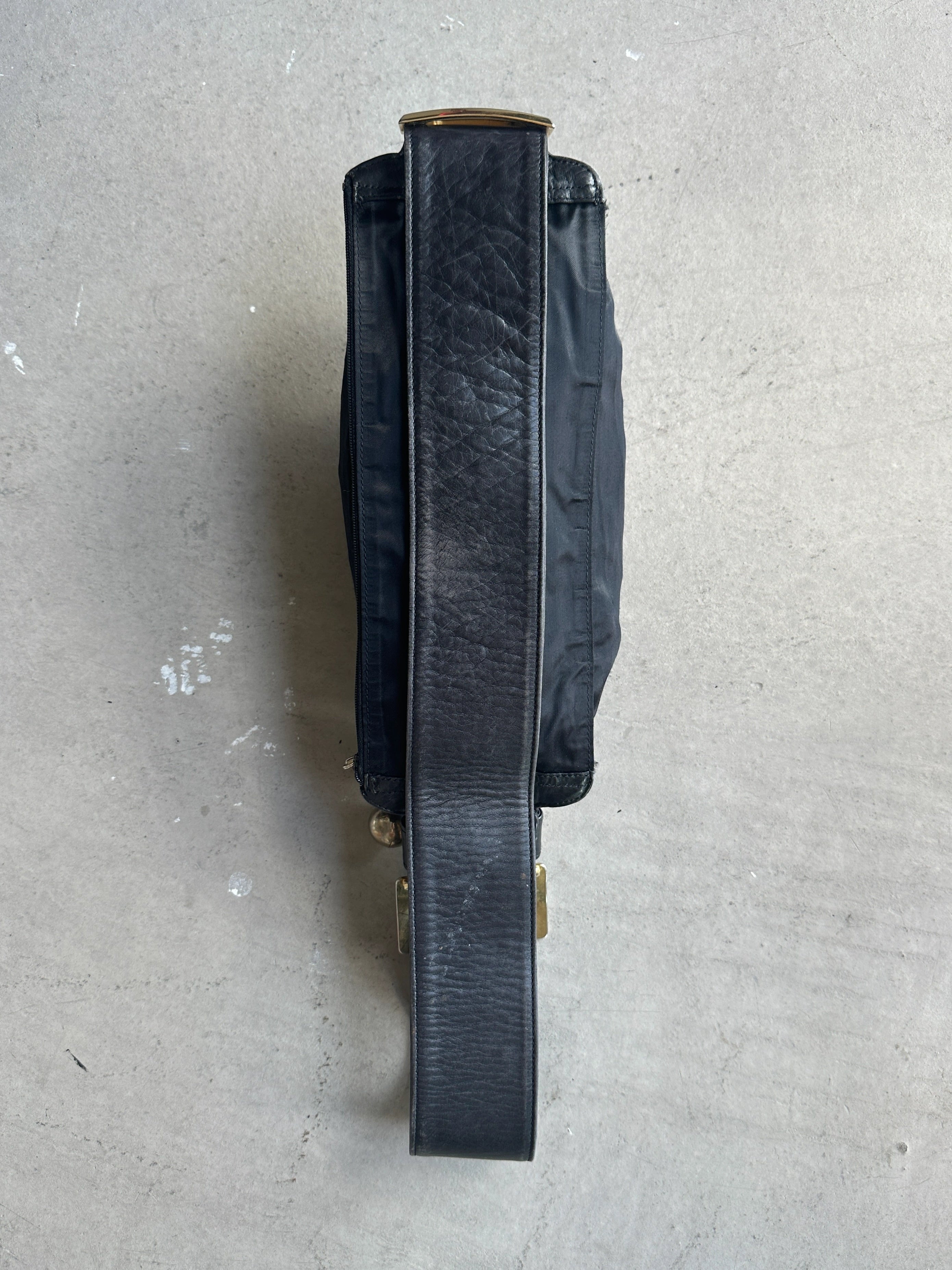 GIANFRANCO FERRÉ - 2000s LEATHER BELT BAG