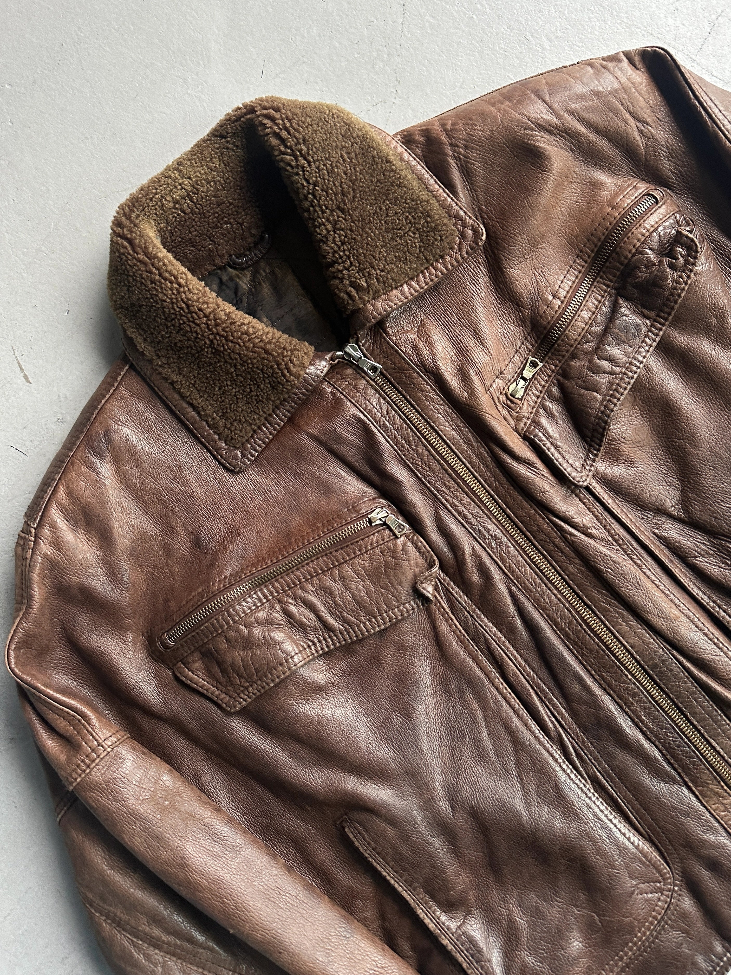 GIANNI VERSACE - 1980s LEATHER AVIATOR BOMBER JACKET WITH SHEARLING COLLAR