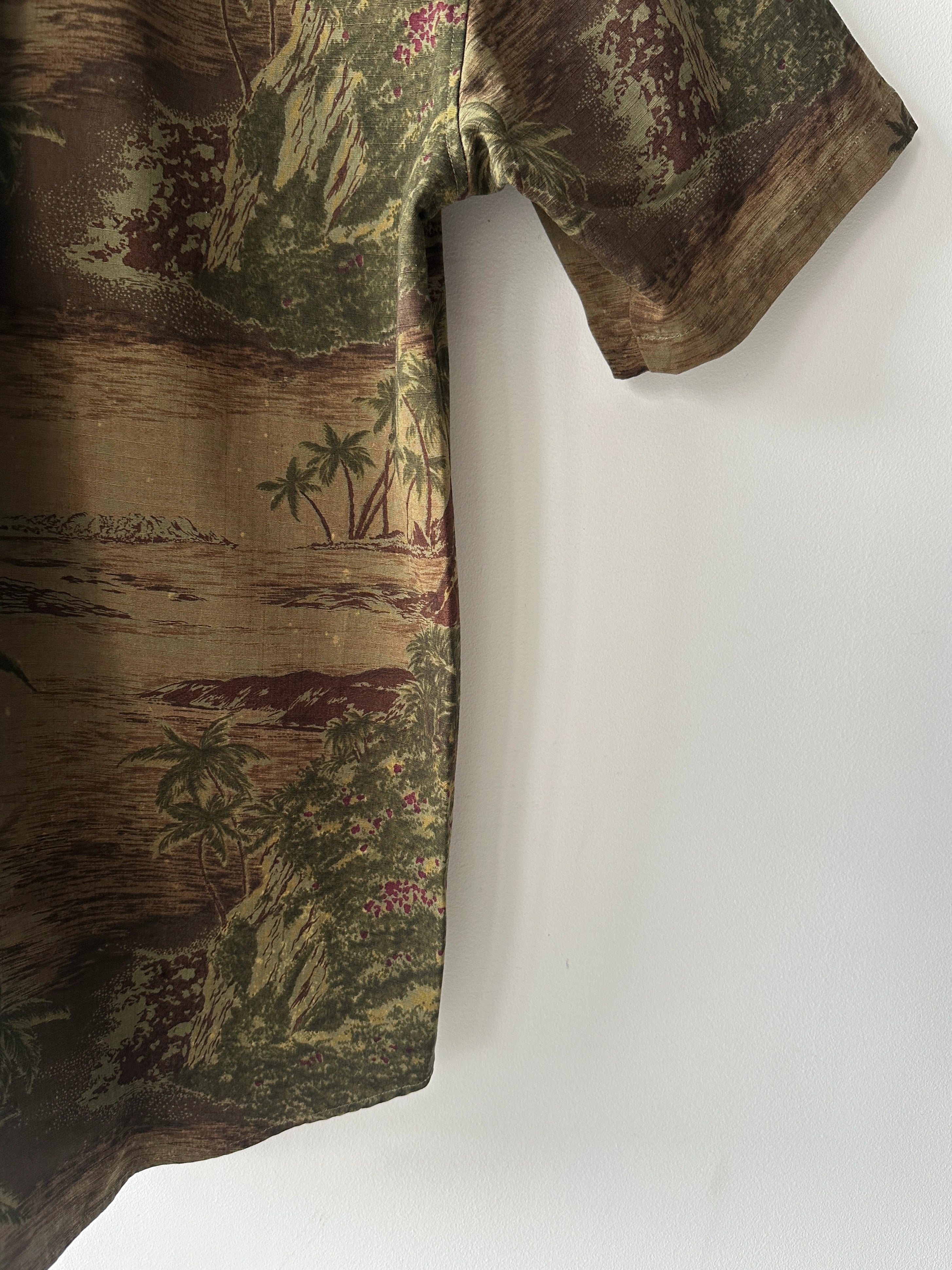 A.P.C. - S/S 2004 TROPICAL PRINT TEXTURED SHORT SLEEVE SHIRT